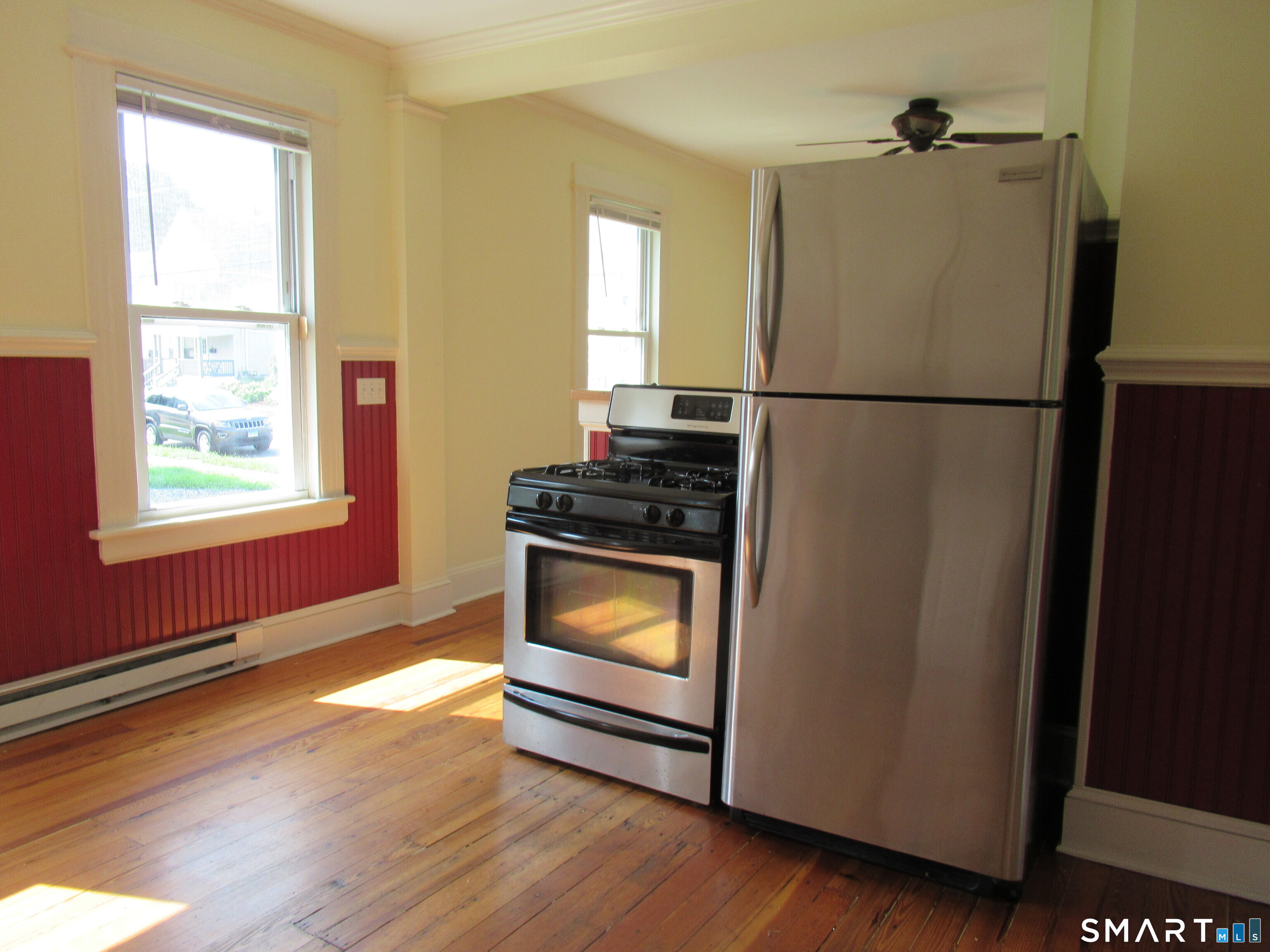 112 Bennett 1st Floor Street Property Photo 10
