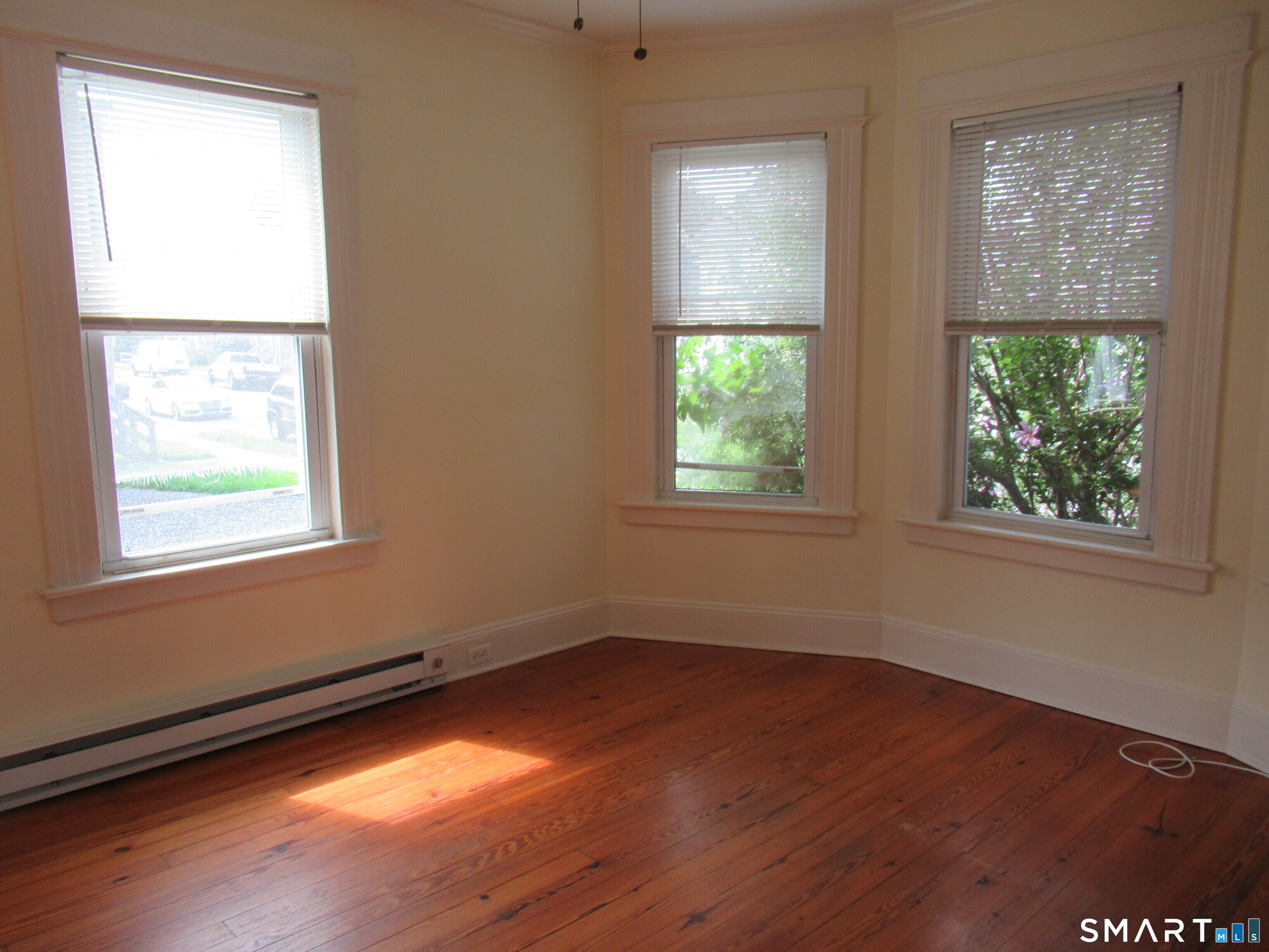 112 Bennett 1st Floor Street Property Photo 18