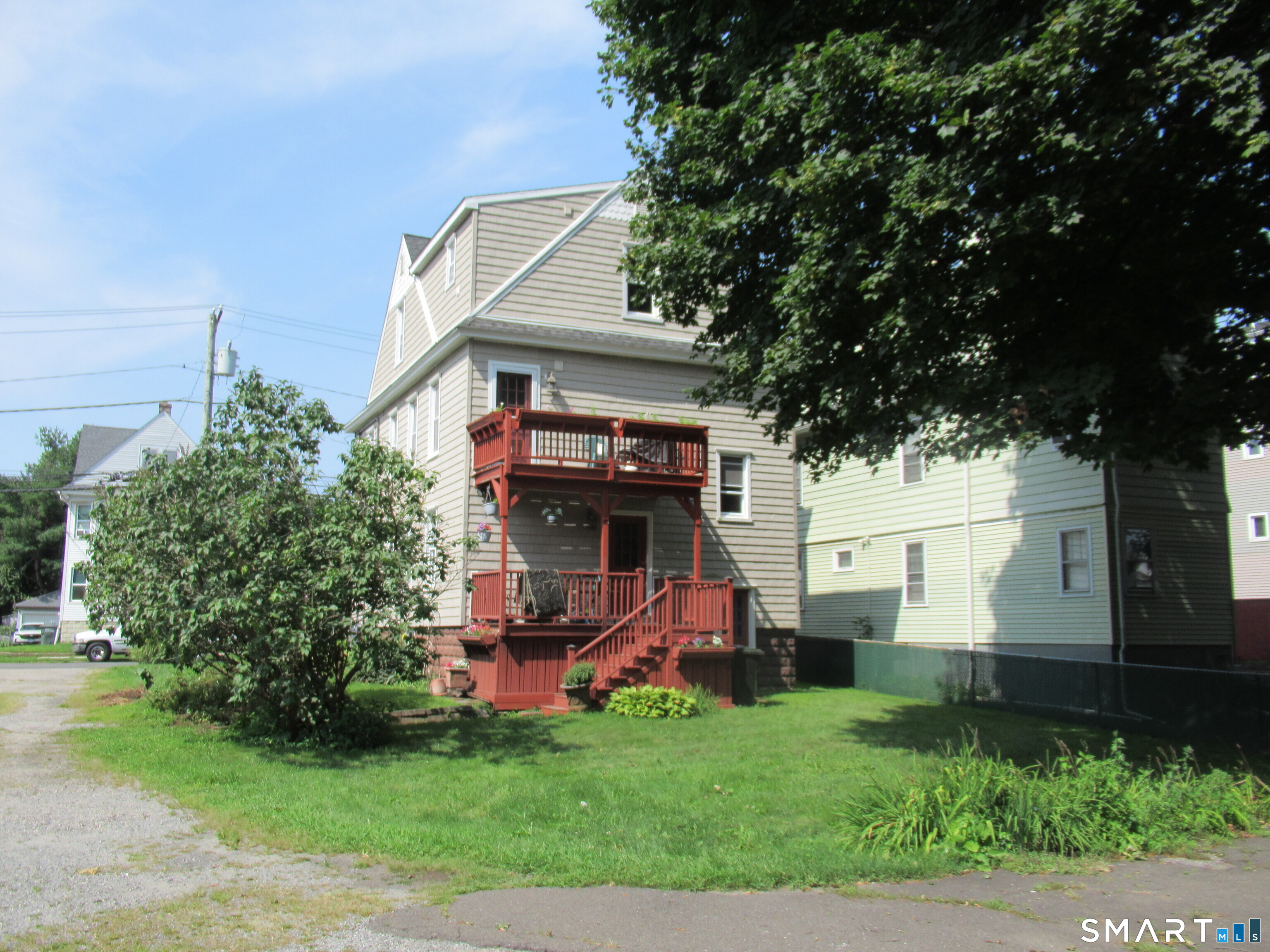 112 Bennett 1st Floor Street Property Photo 19