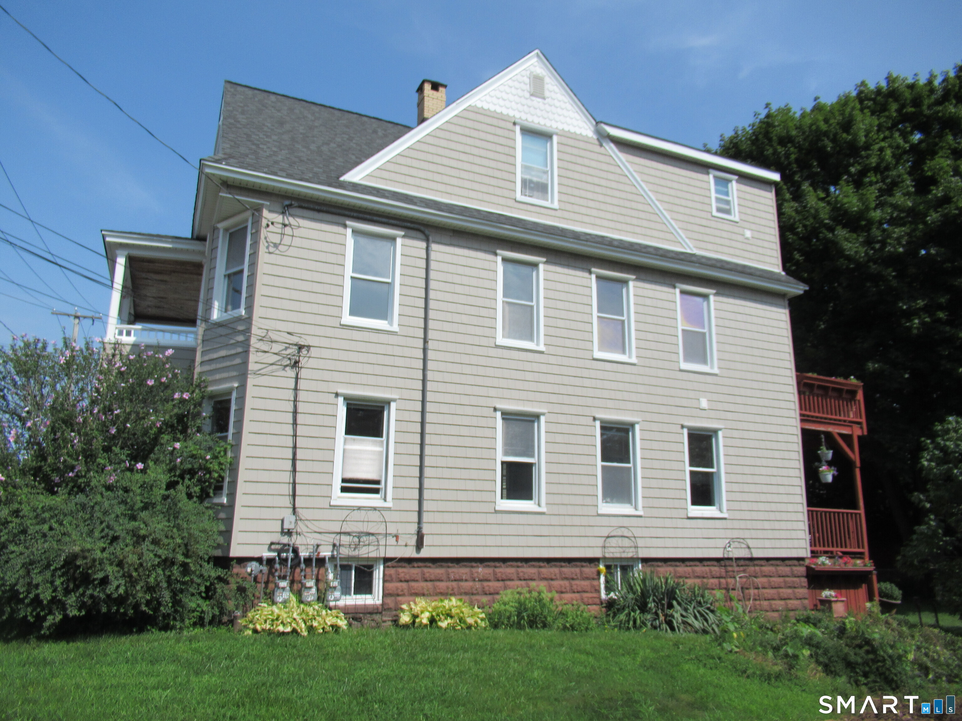 112 Bennett 1st Floor Street Property Photo 21
