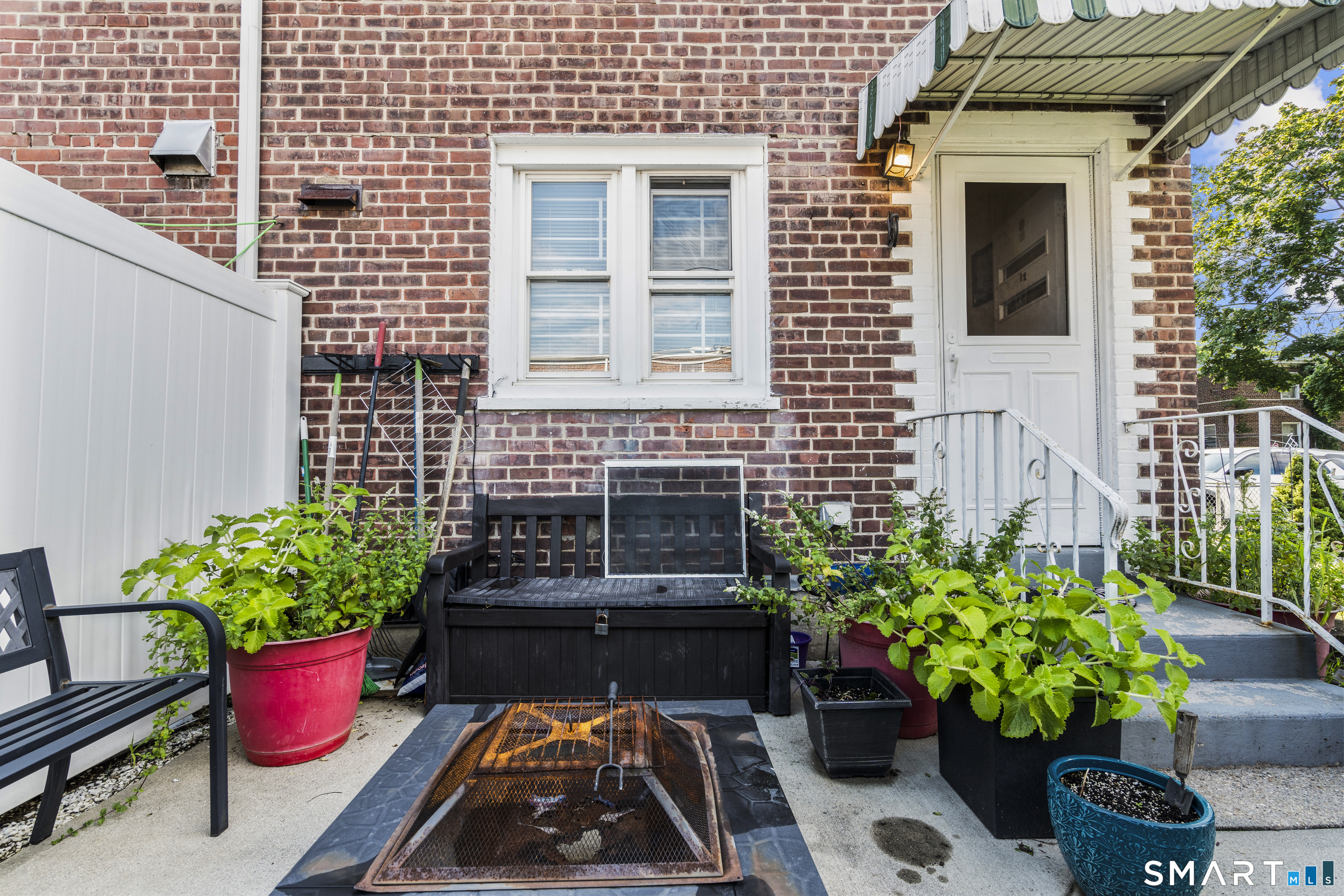 18 Court A Property Photo 23