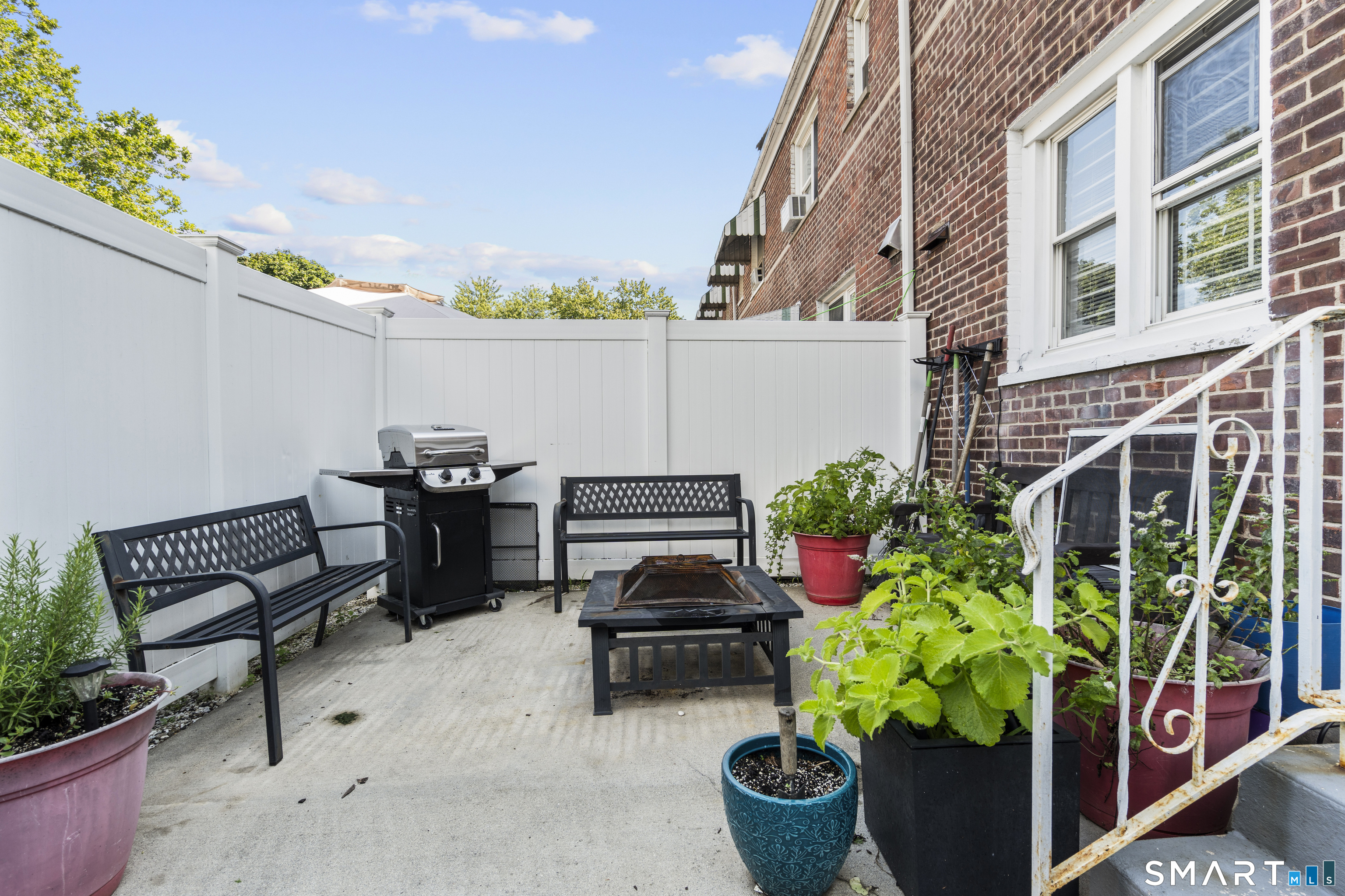 18 Court A Property Photo 24