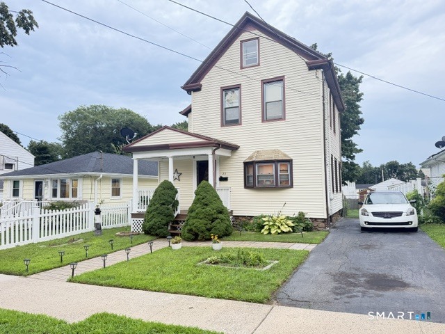 23 Girard Avenue Property Photo 1
