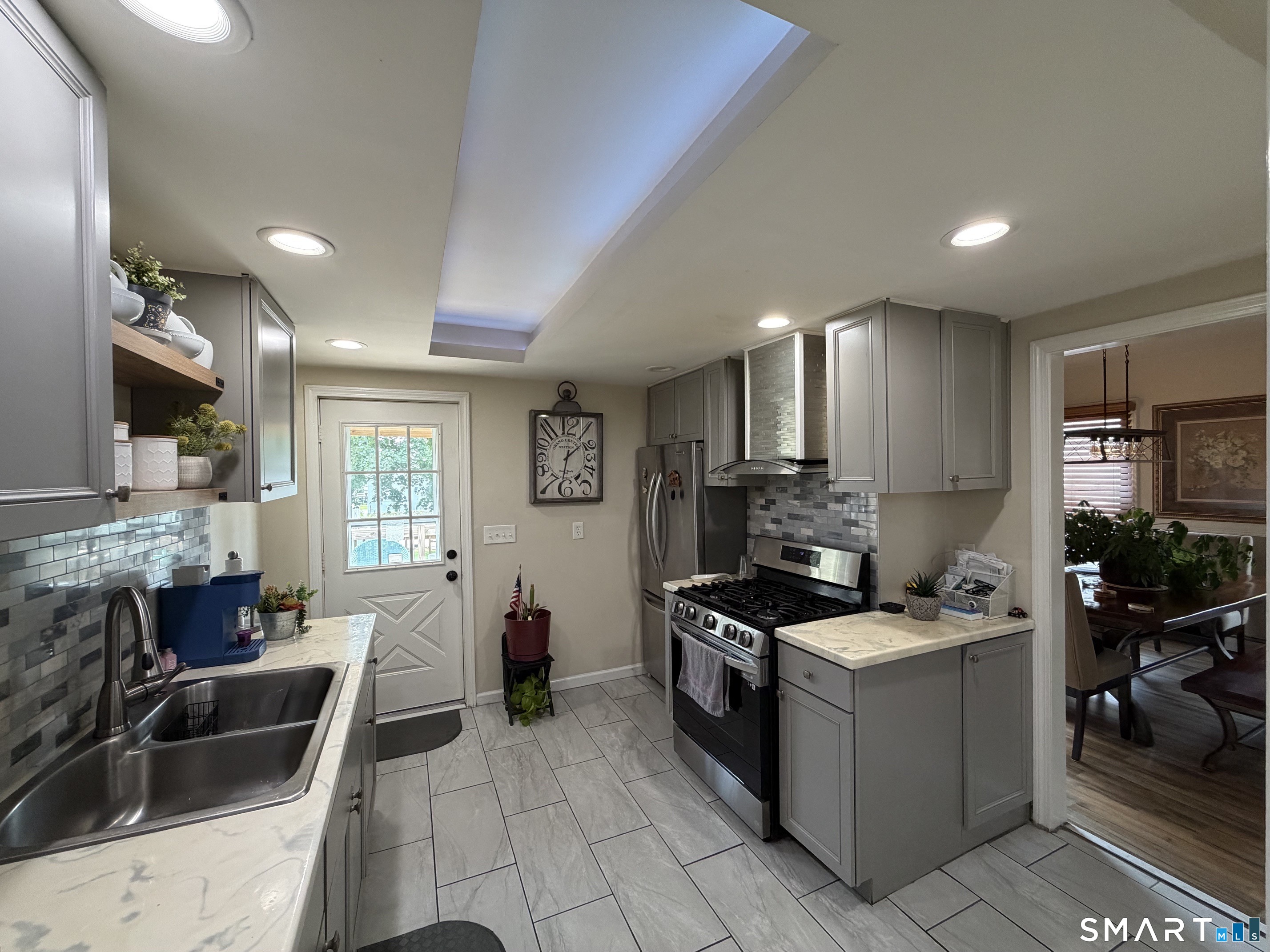23 Girard Avenue Property Photo 10