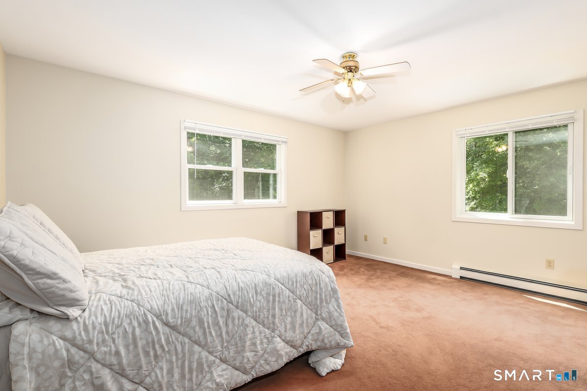 12 Mountain View Avenue Property Photo 18