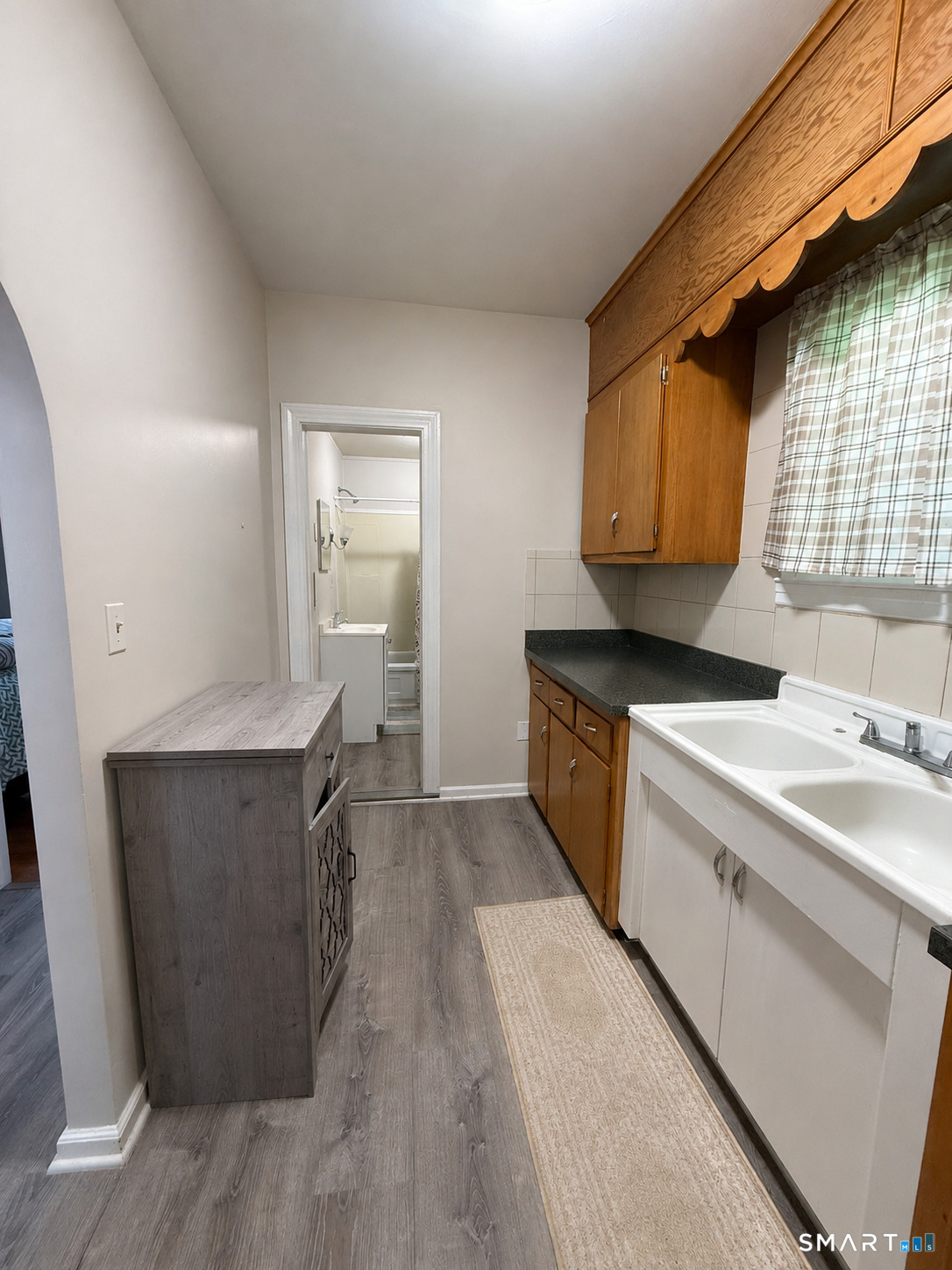 404 Congress 2 Avenue Property Photo 6