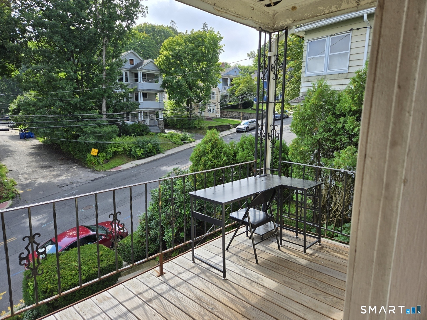 921 Cooke Street Property Photo 2