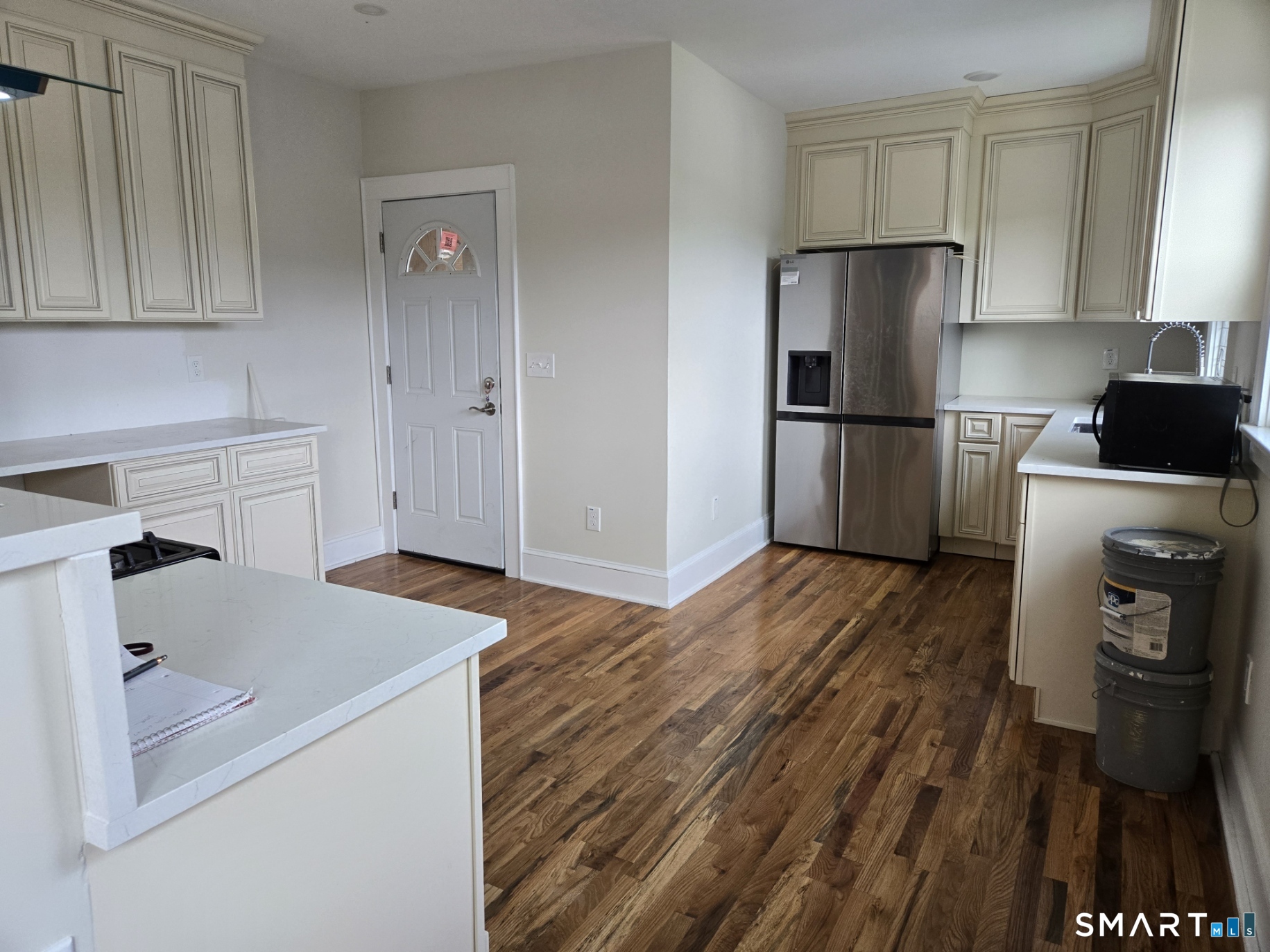 921 Cooke Street Property Photo 6
