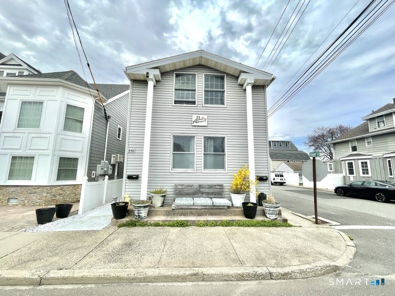840 Broadway East Property Photo 1
