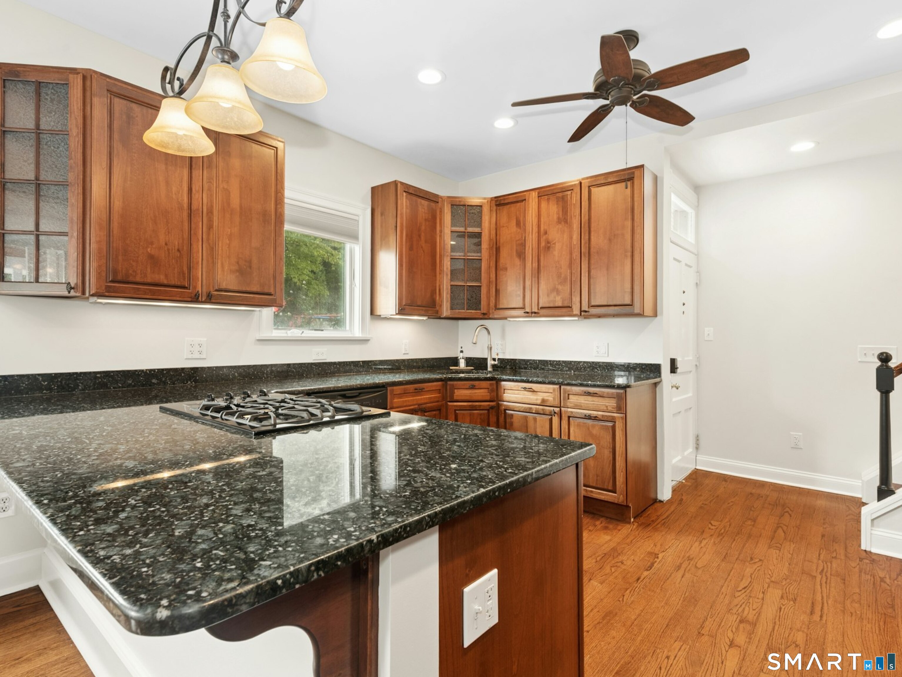 220 West B Avenue Property Photo 5