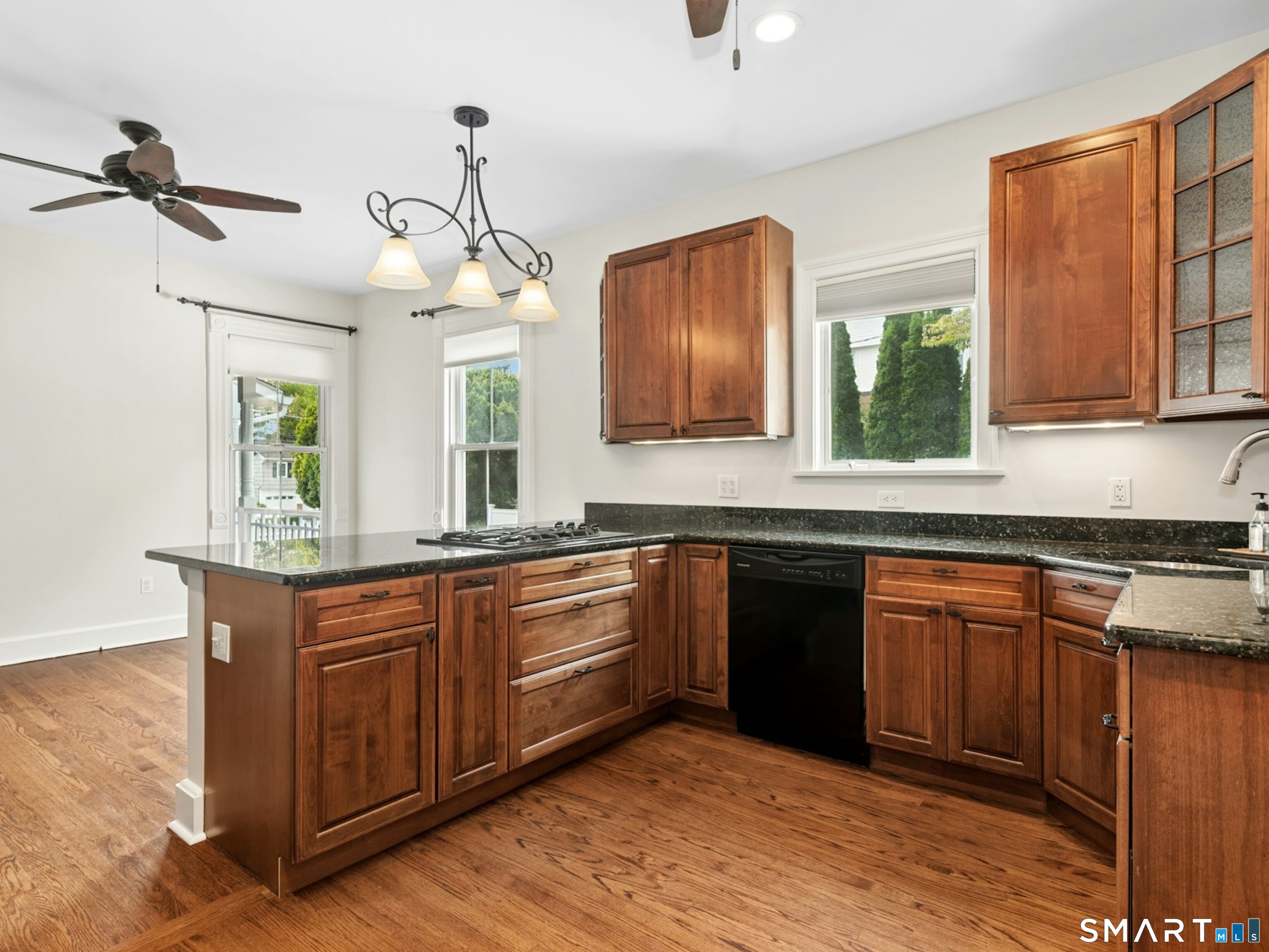 220 West B Avenue Property Photo 7