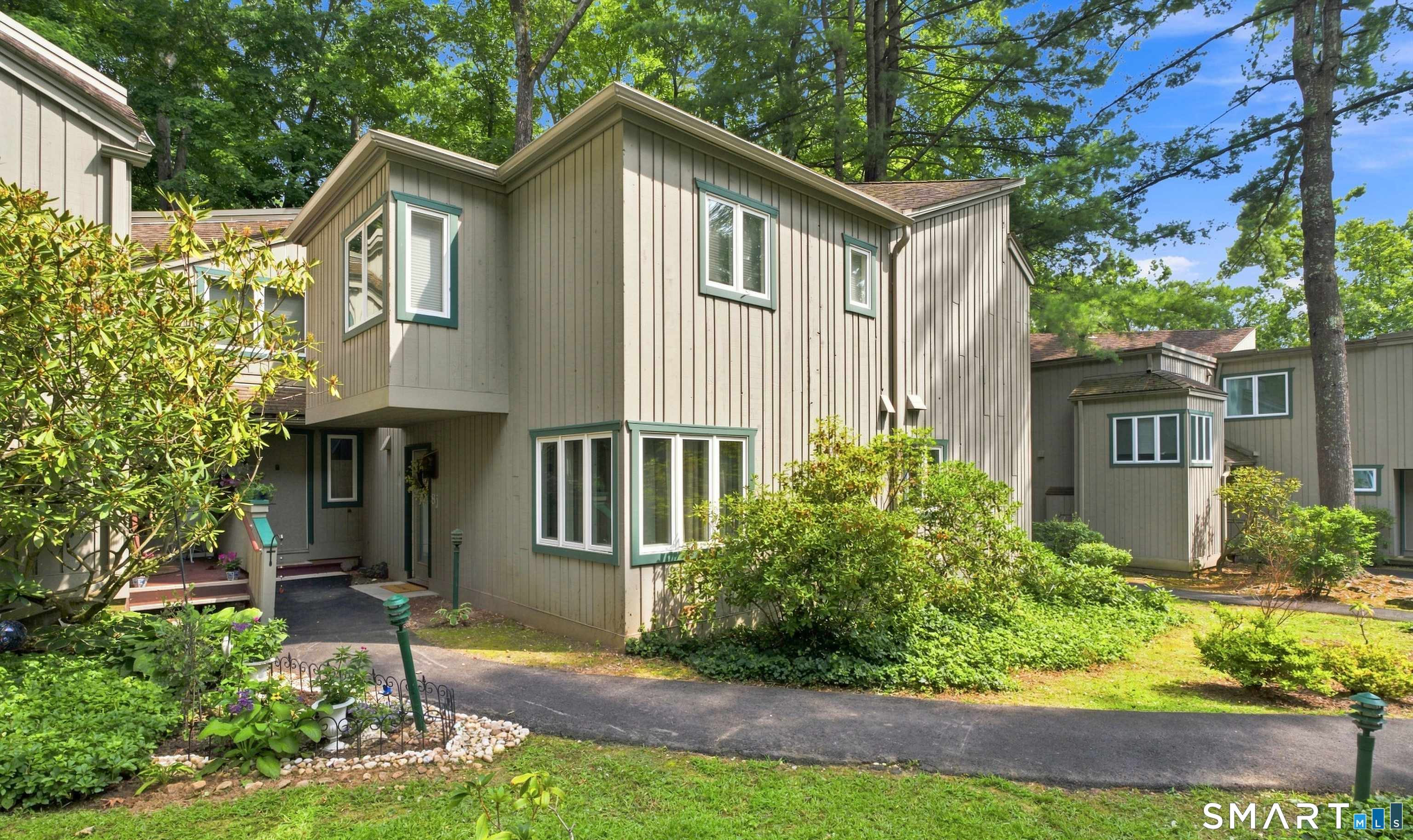 8 Lyle J Court Property Photo 29