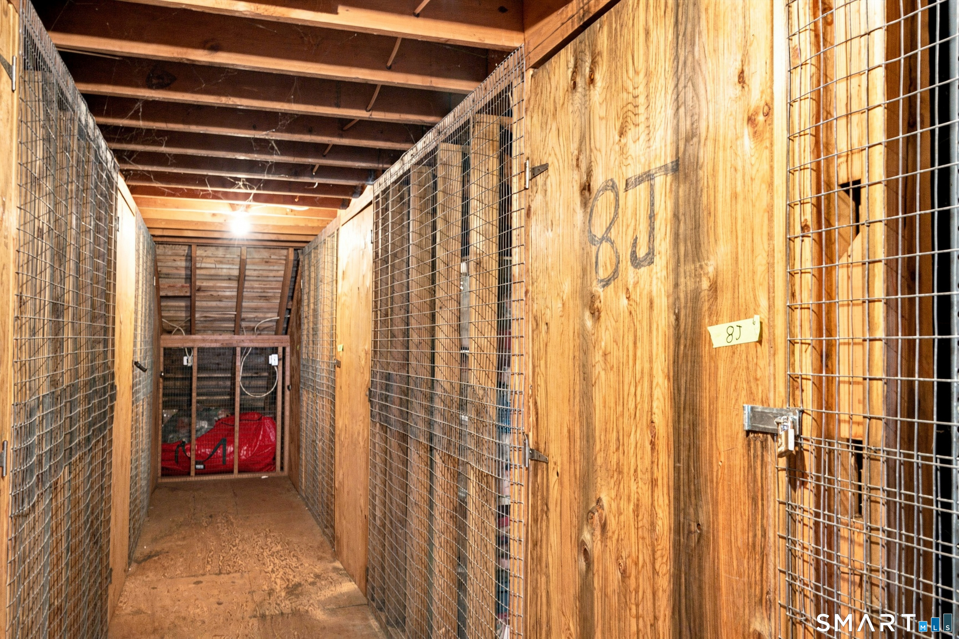 8 Lyle J Court Property Photo 35