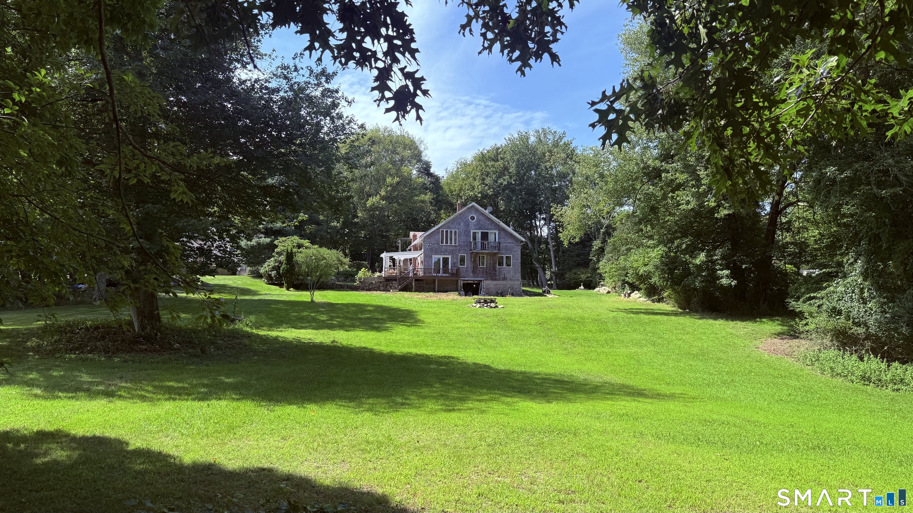186 Great Neck Road Property Photo 1