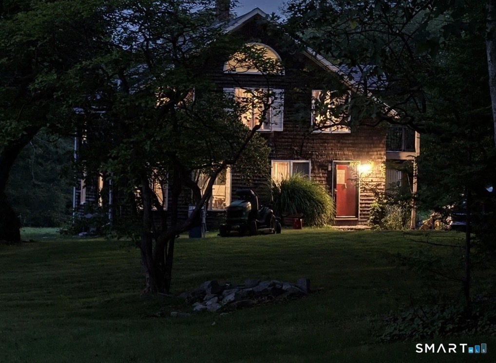 186 Great Neck Road Property Photo 2