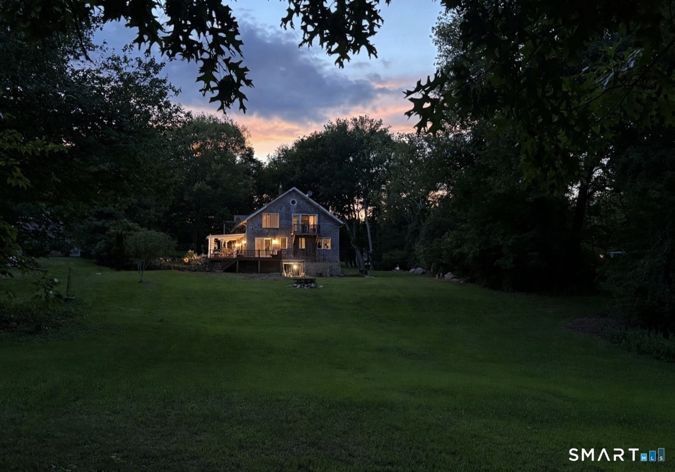 186 Great Neck Road Property Photo 7