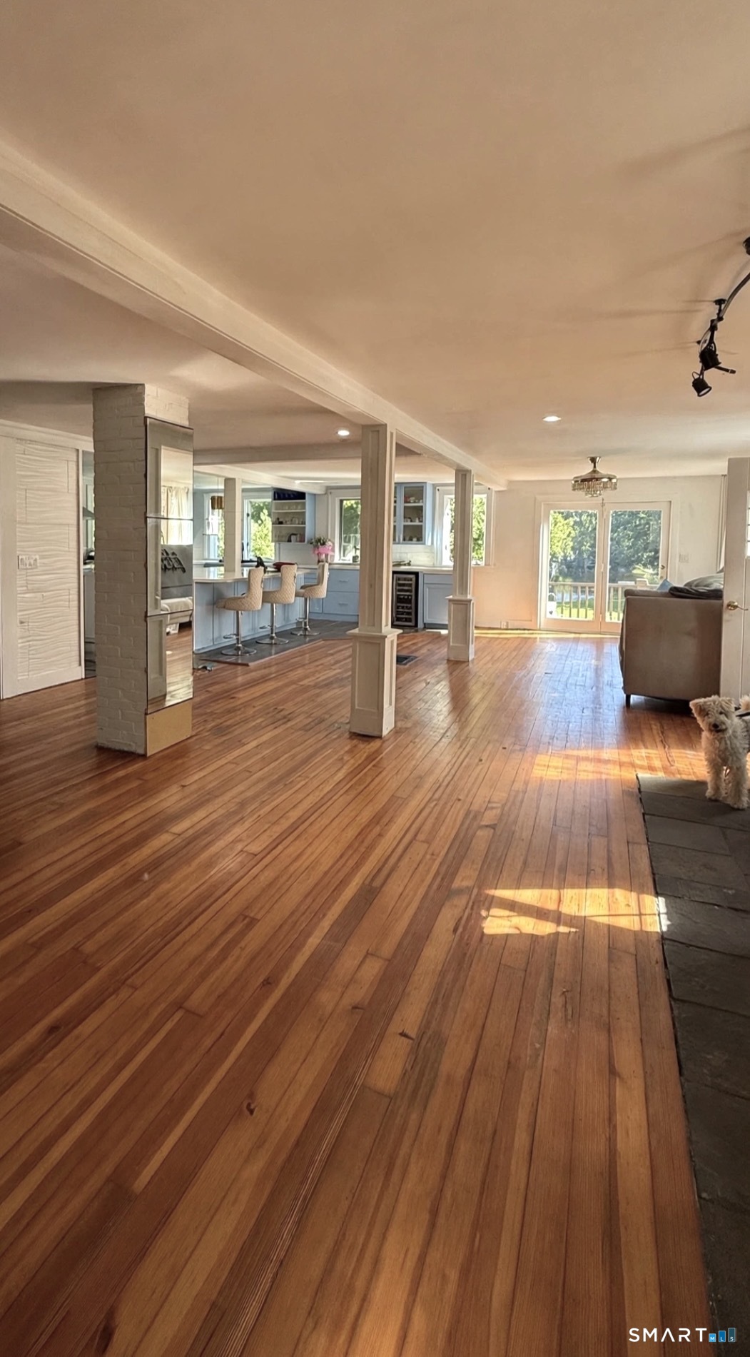 186 Great Neck Road Property Photo 16