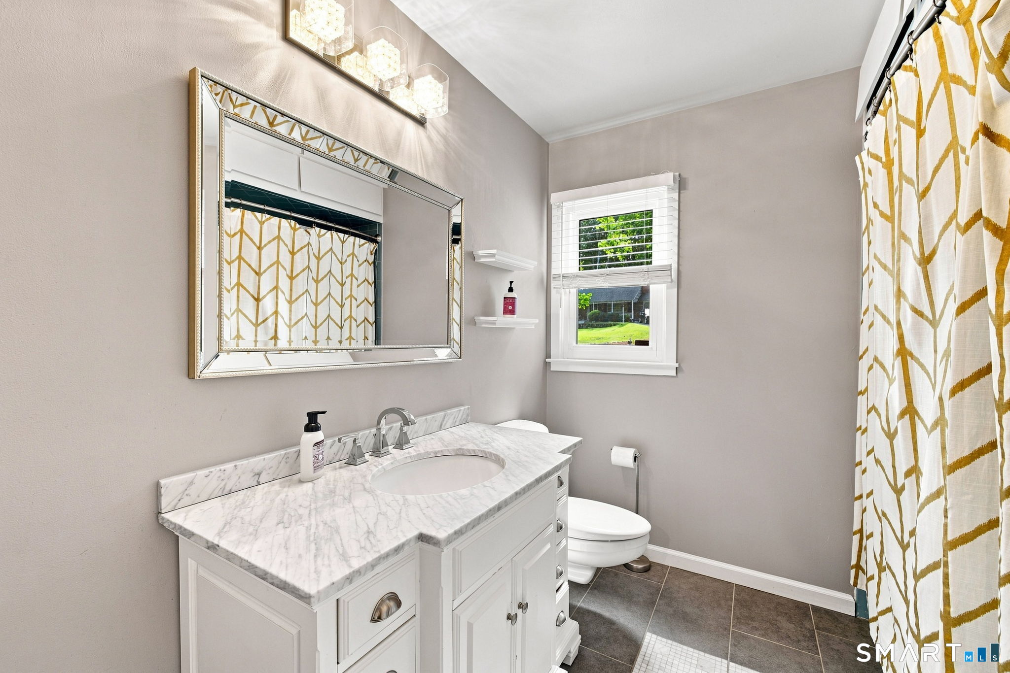 24198483 Property Photo 13