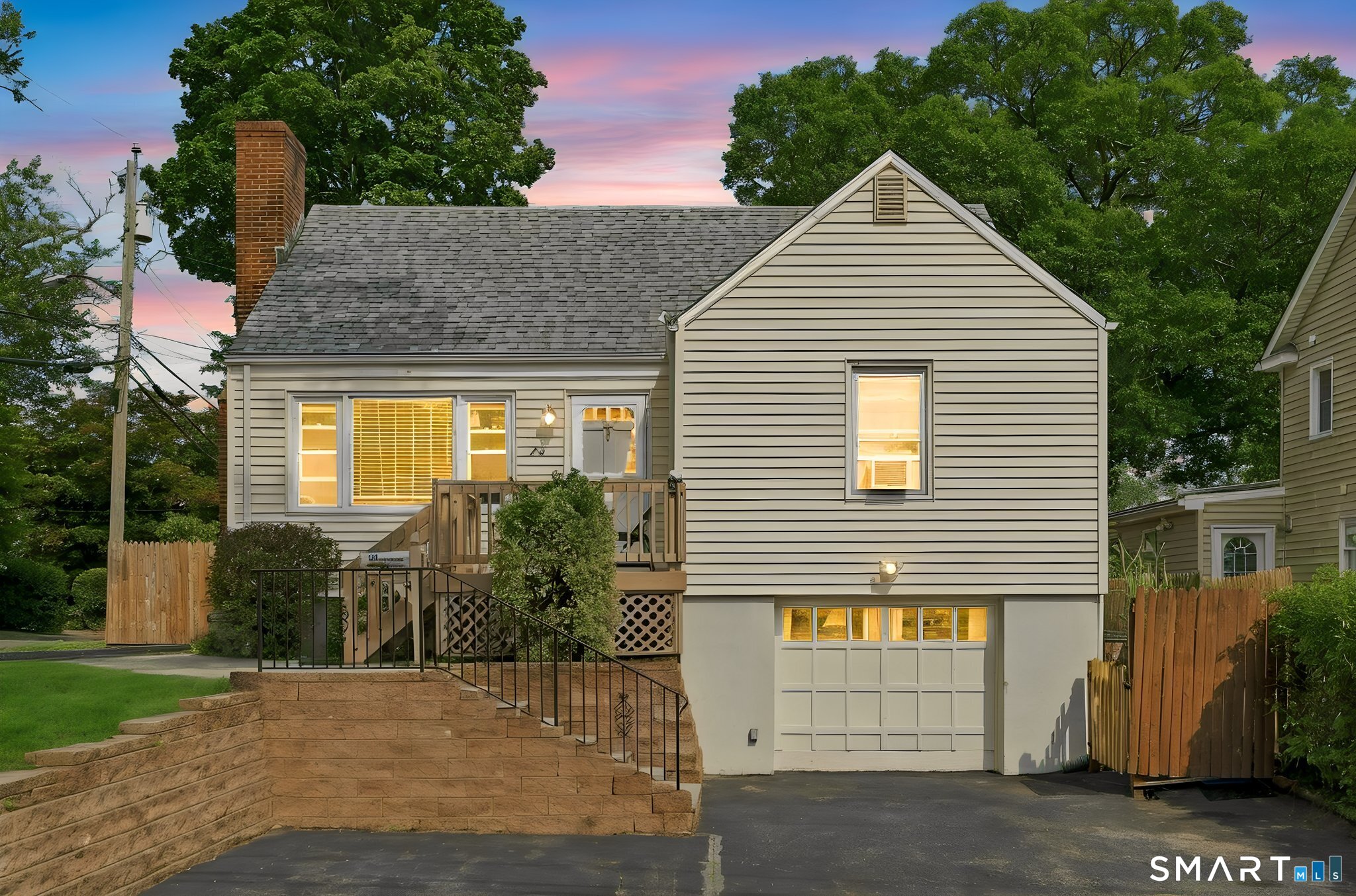 28 Ridgewood Avenue Property Photo 2