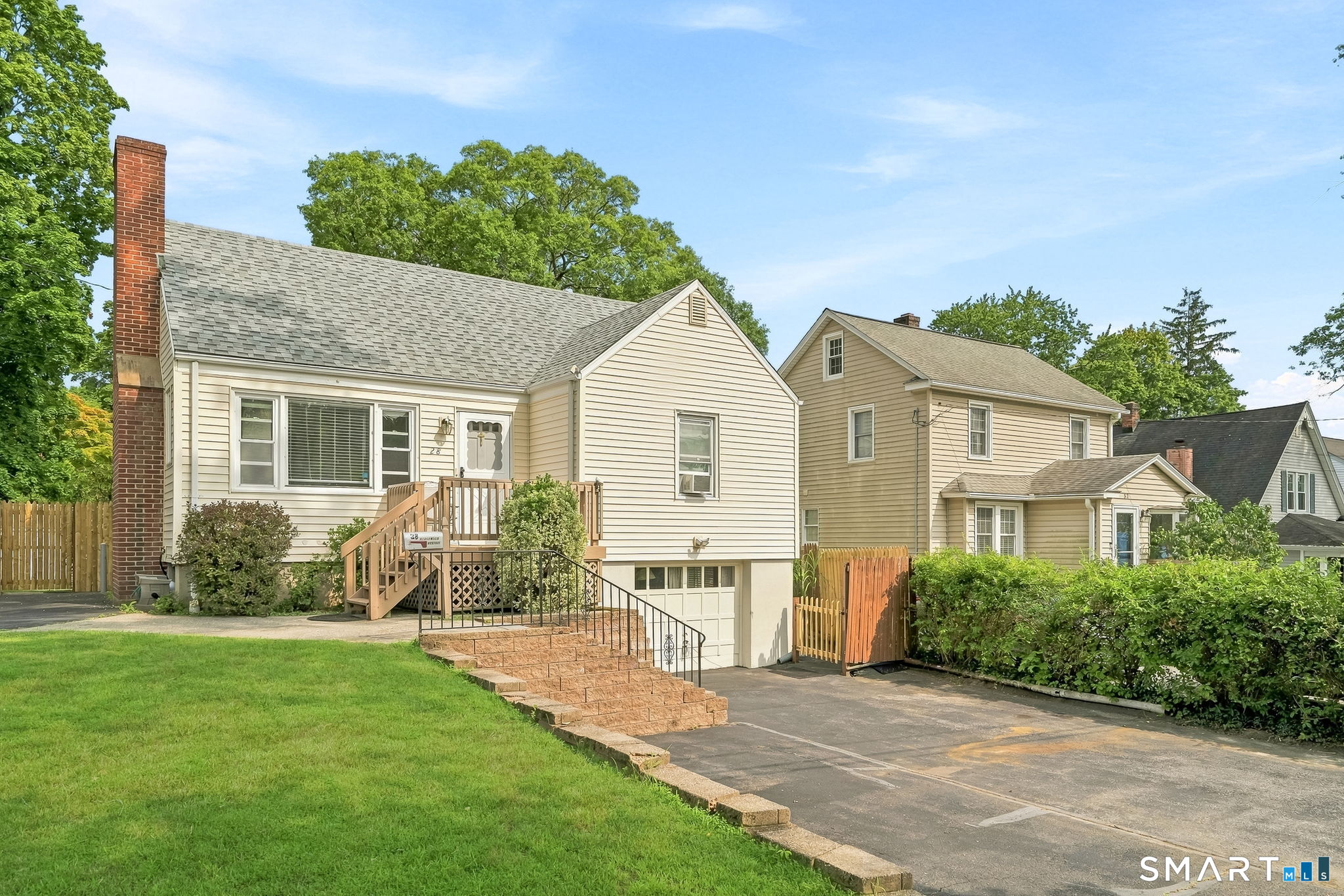 28 Ridgewood Avenue Property Photo 6