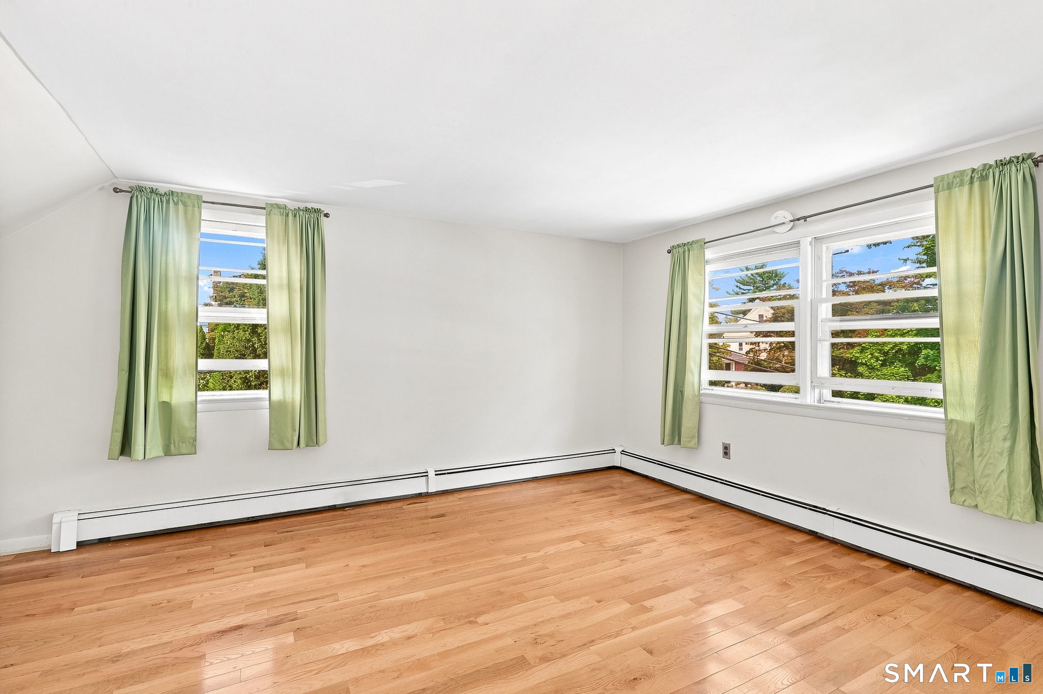 28 Ridgewood Avenue Property Photo 15