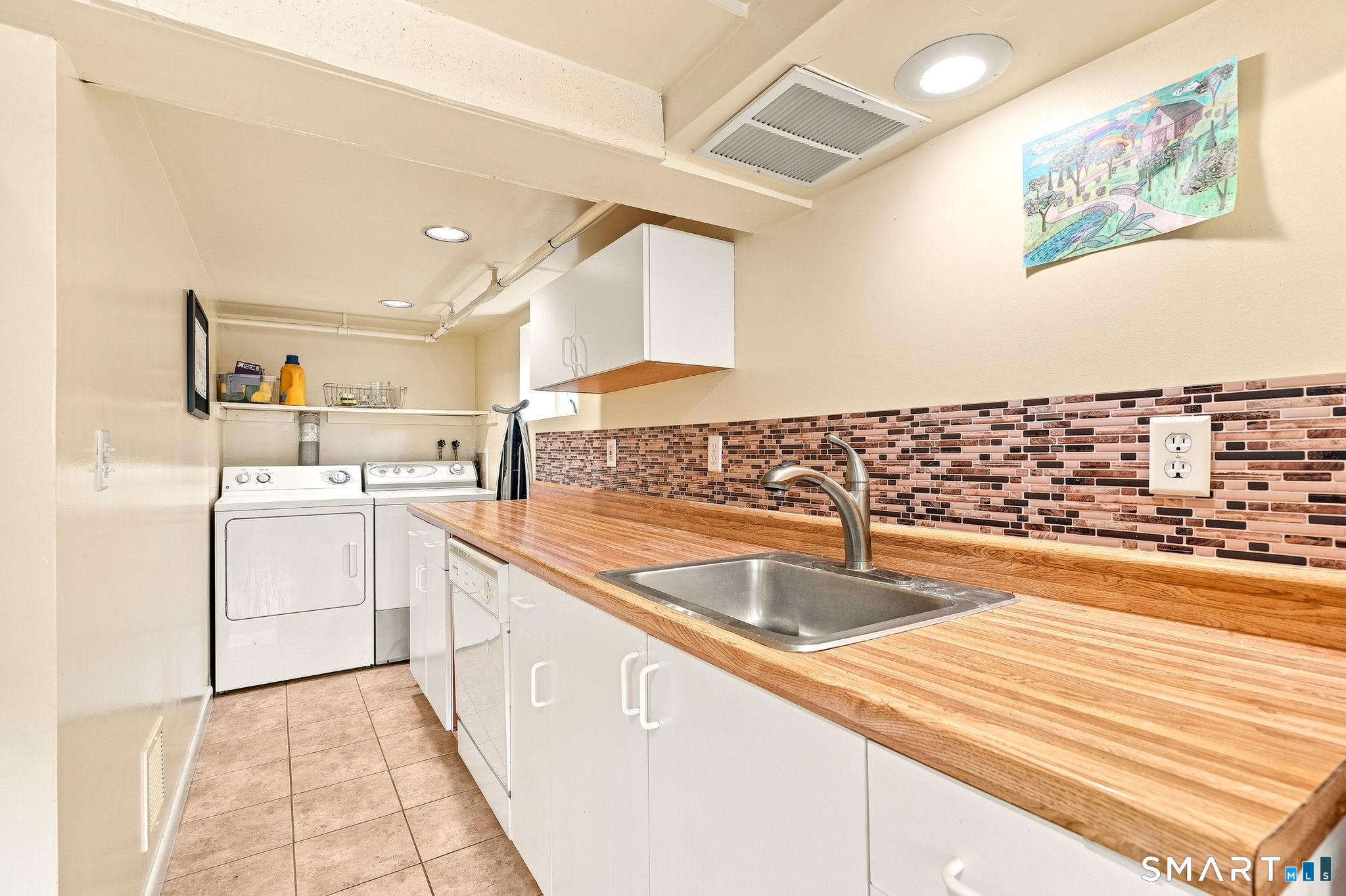 28 Ridgewood Avenue Property Photo 29