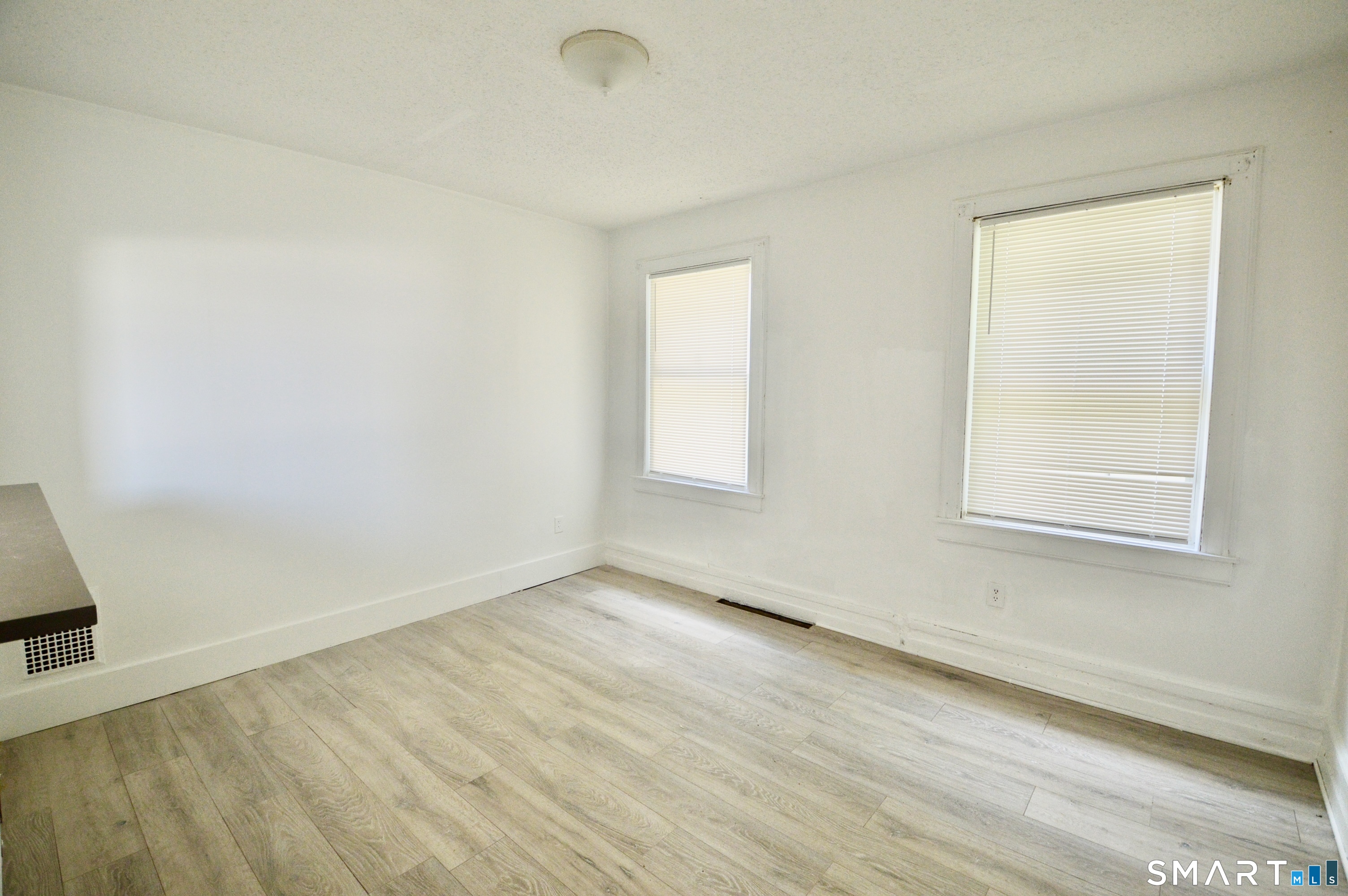 270 East Avenue Property Photo 6