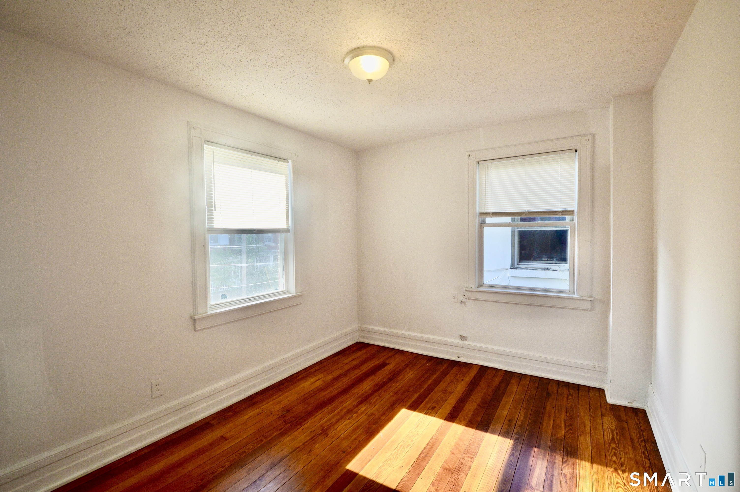270 East Avenue Property Photo 9
