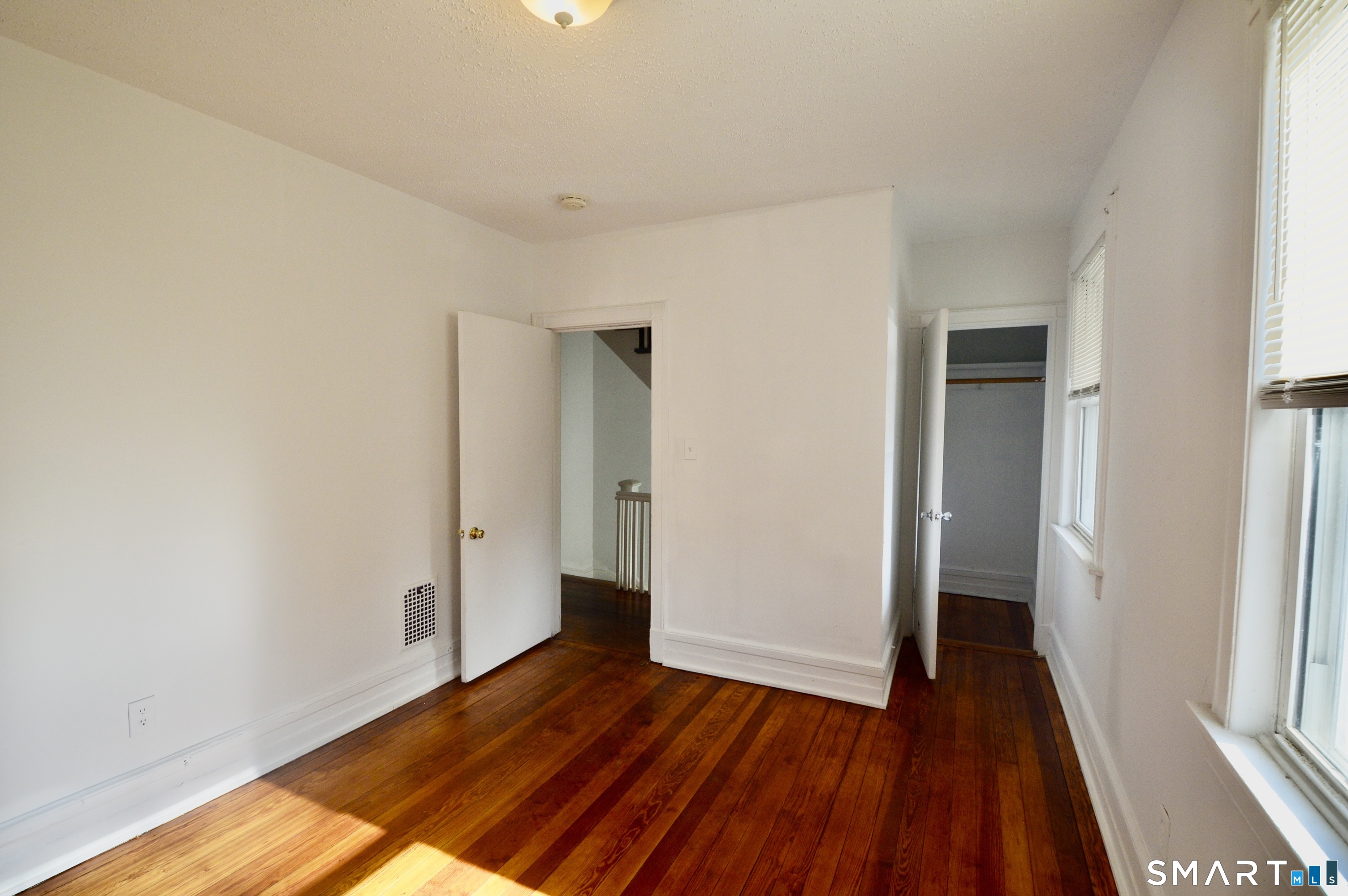 270 East Avenue Property Photo 10