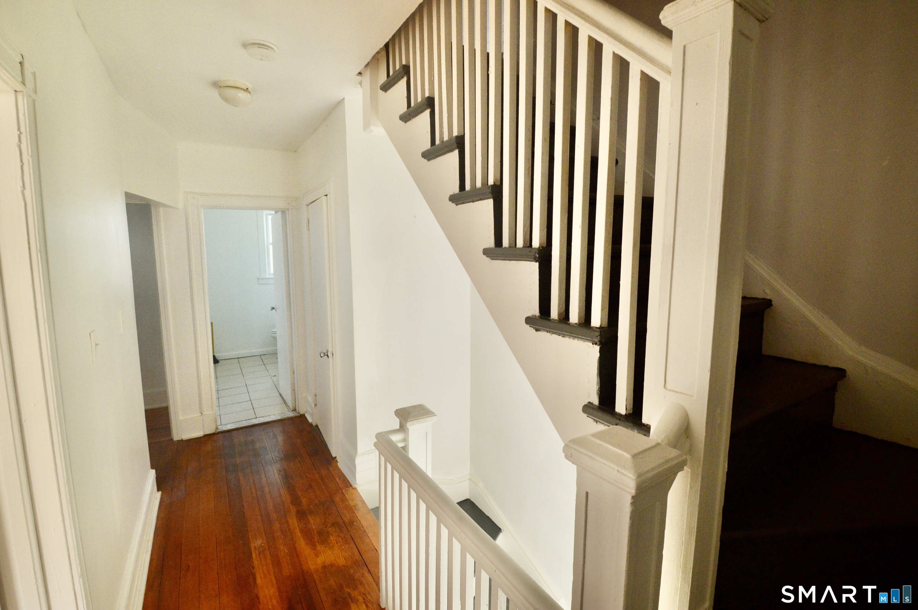 270 East Avenue Property Photo 12