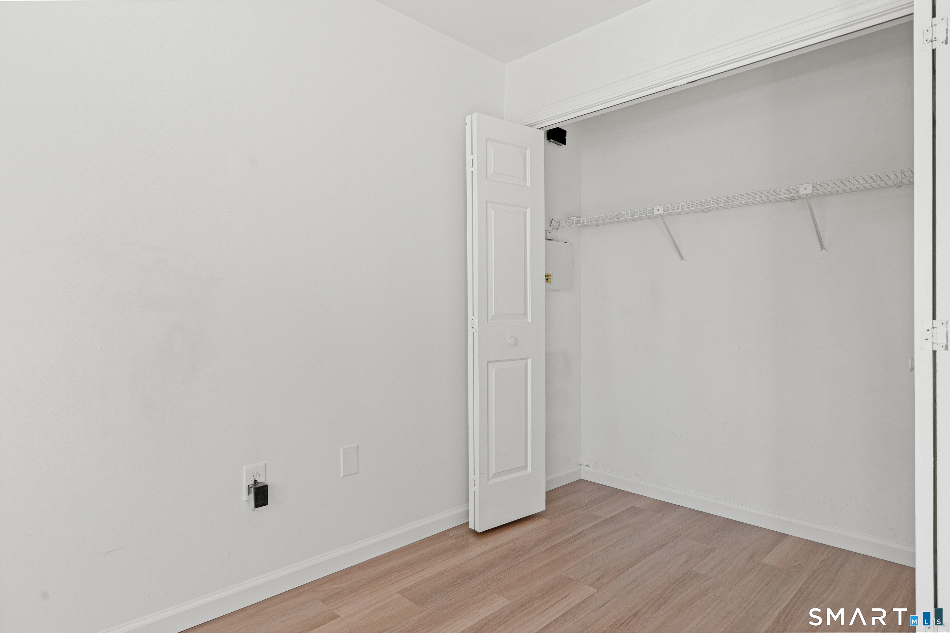 500 Glendale 6 Avenue Property Photo 12