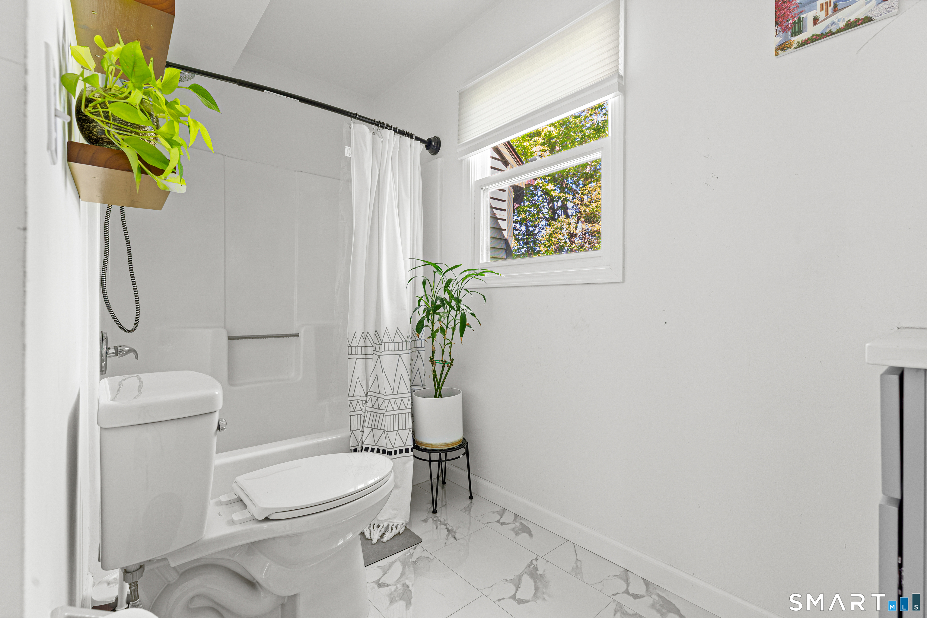 500 Glendale 6 Avenue Property Photo 18