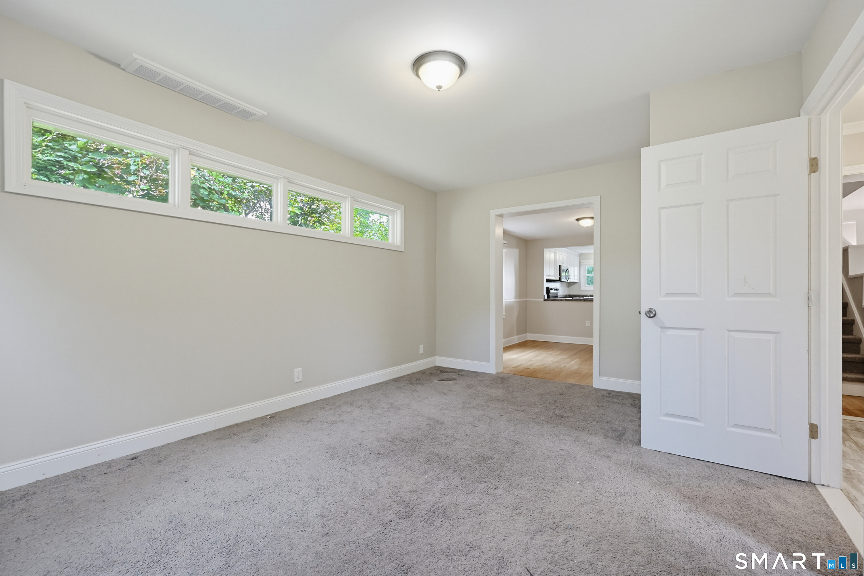 5 Flyers Drive Property Photo 12