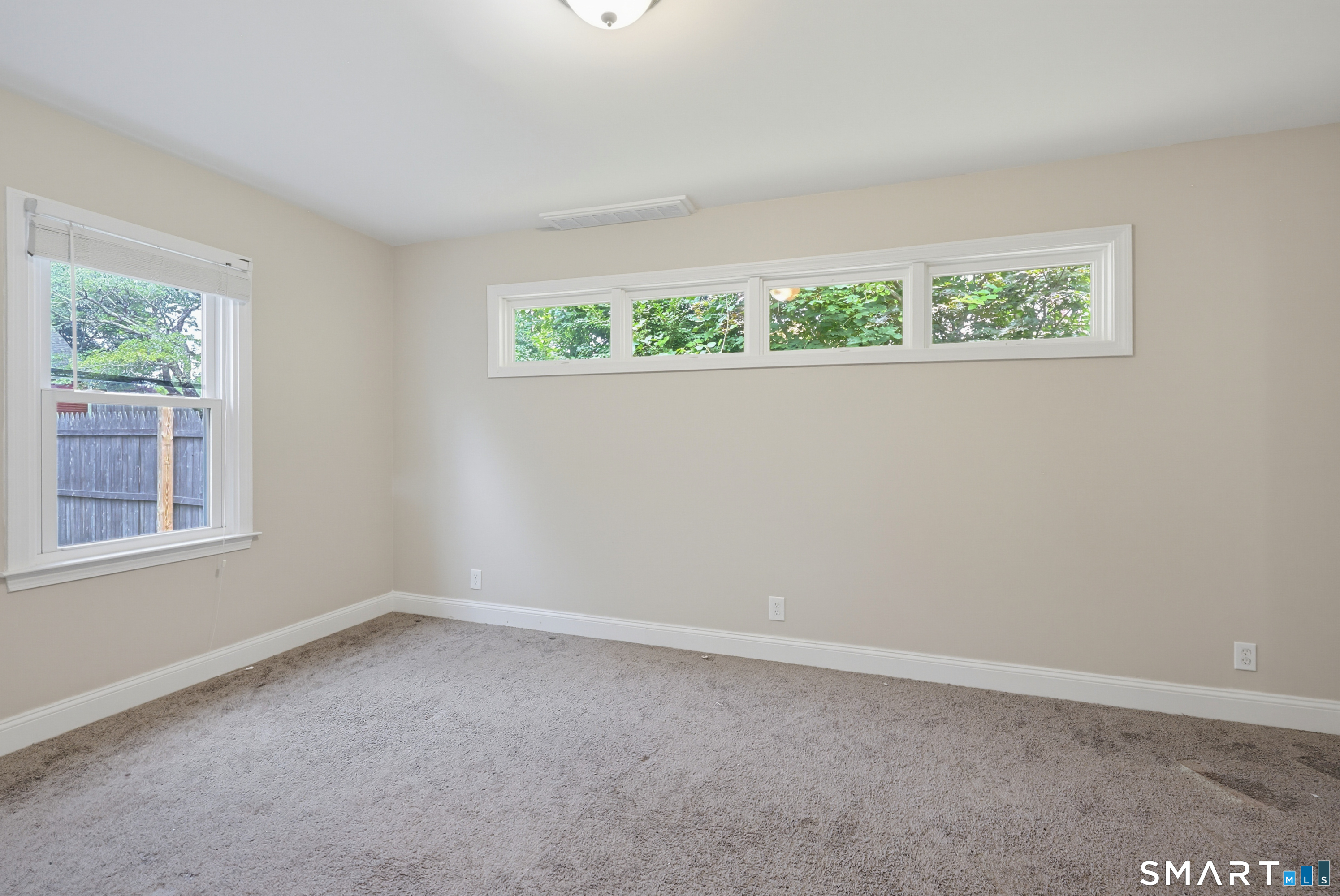 5 Flyers Drive Property Photo 13