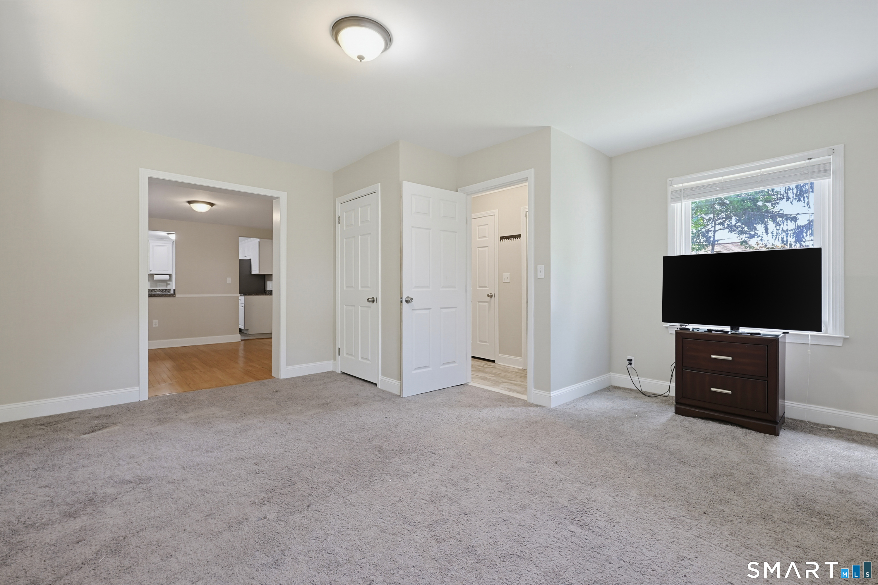 5 Flyers Drive Property Photo 14