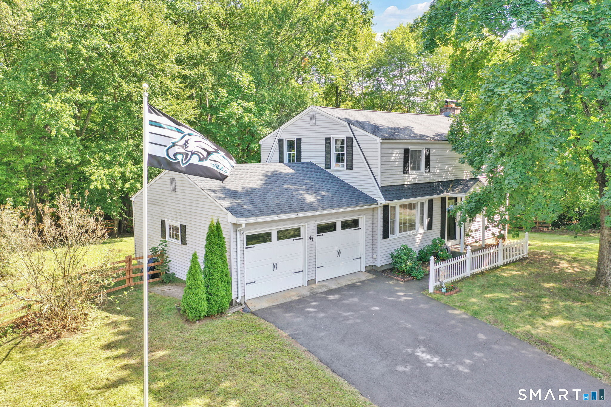 45 Colonial Drive Property Photo 1