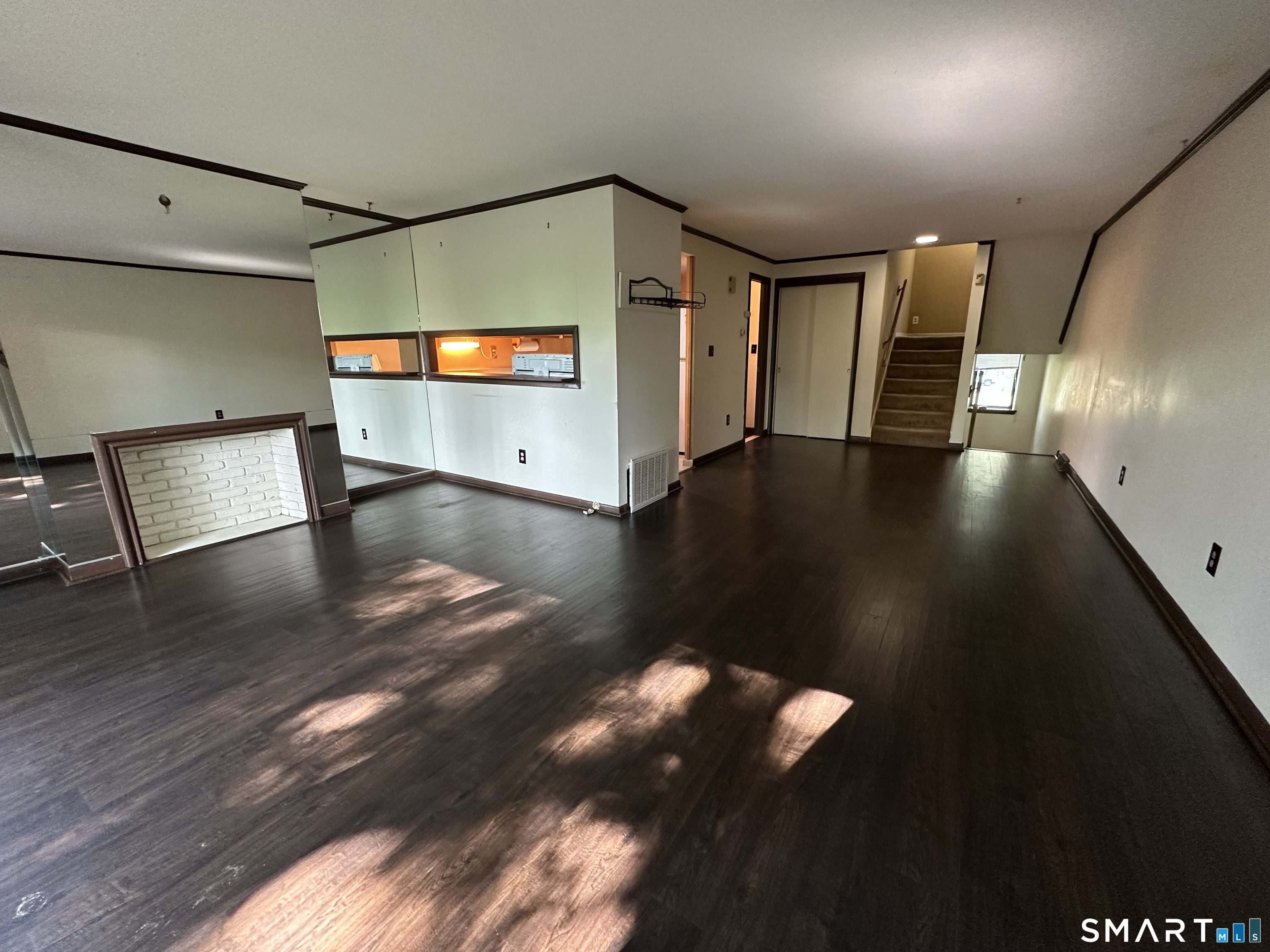 189 Spring 189 Street Property Photo 2