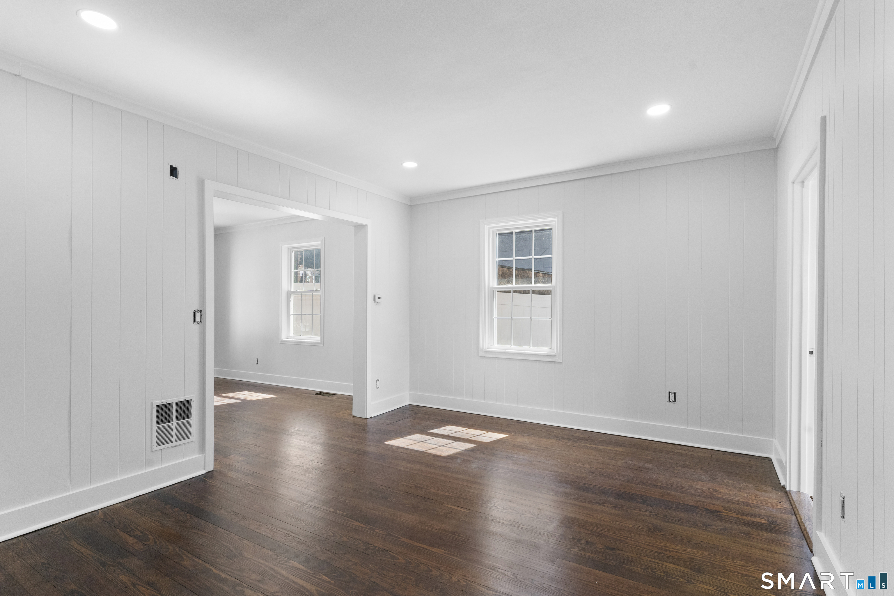 366 Remington Street Property Photo 4