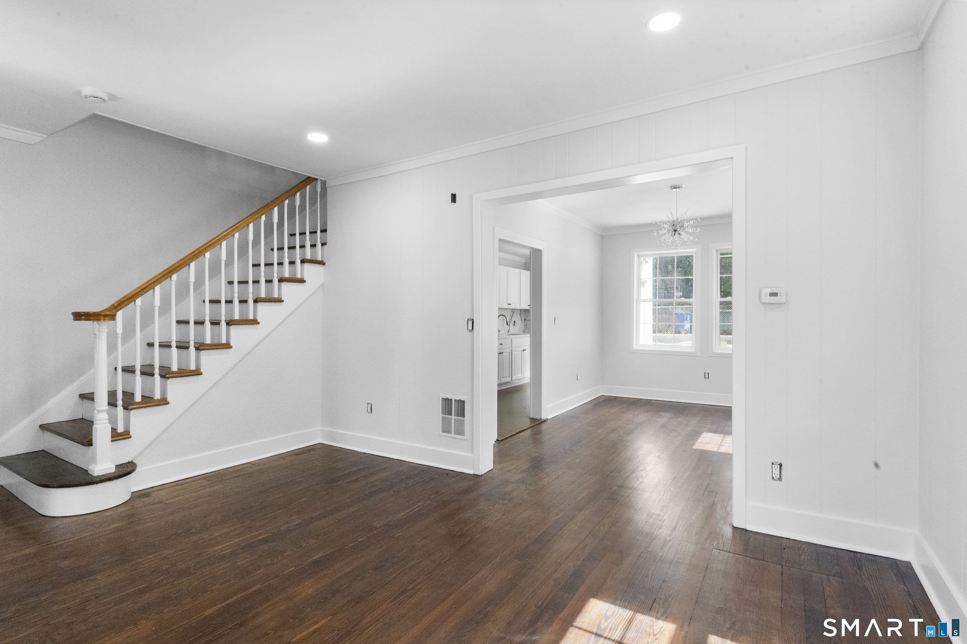 366 Remington Street Property Photo 5