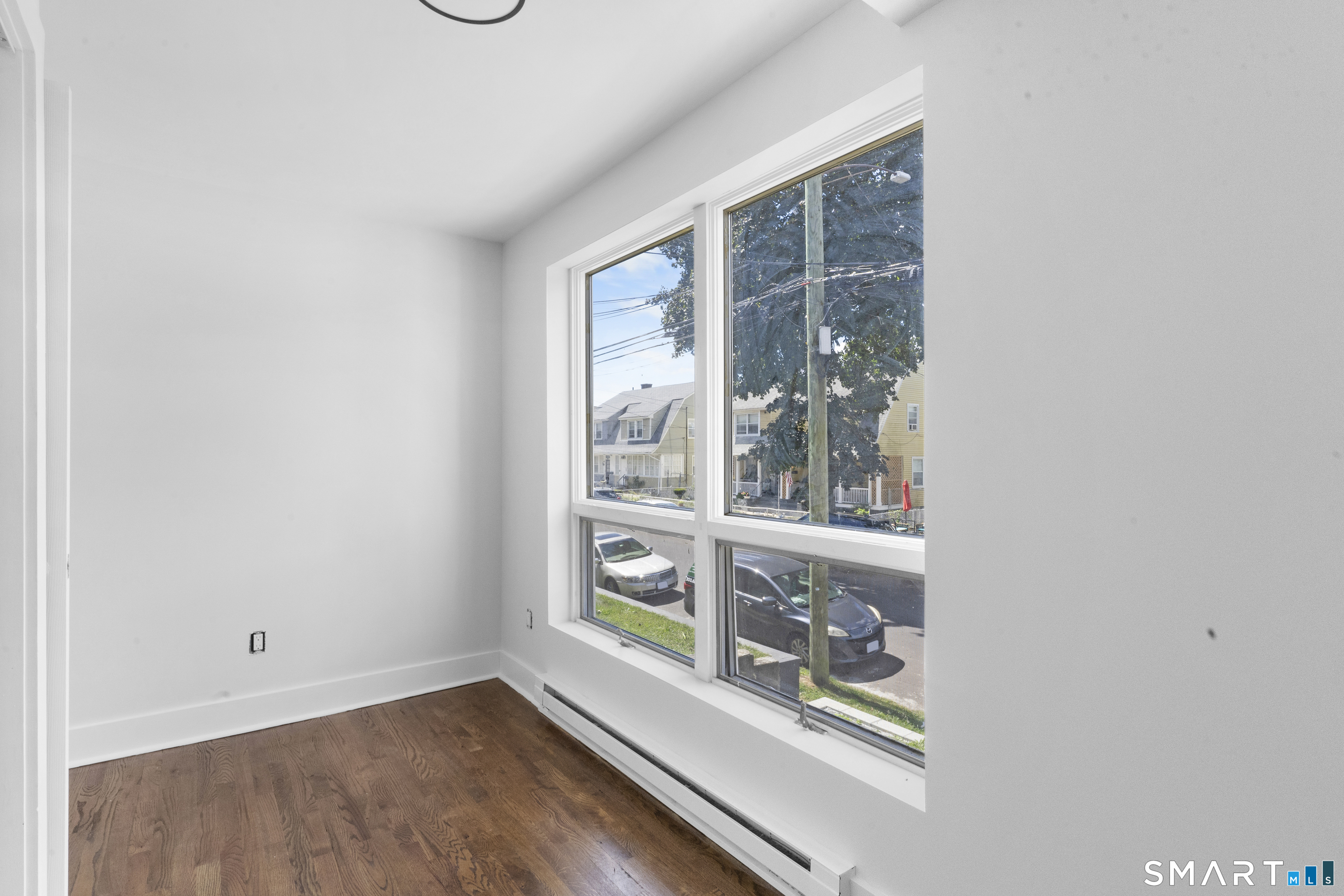 366 Remington Street Property Photo 8