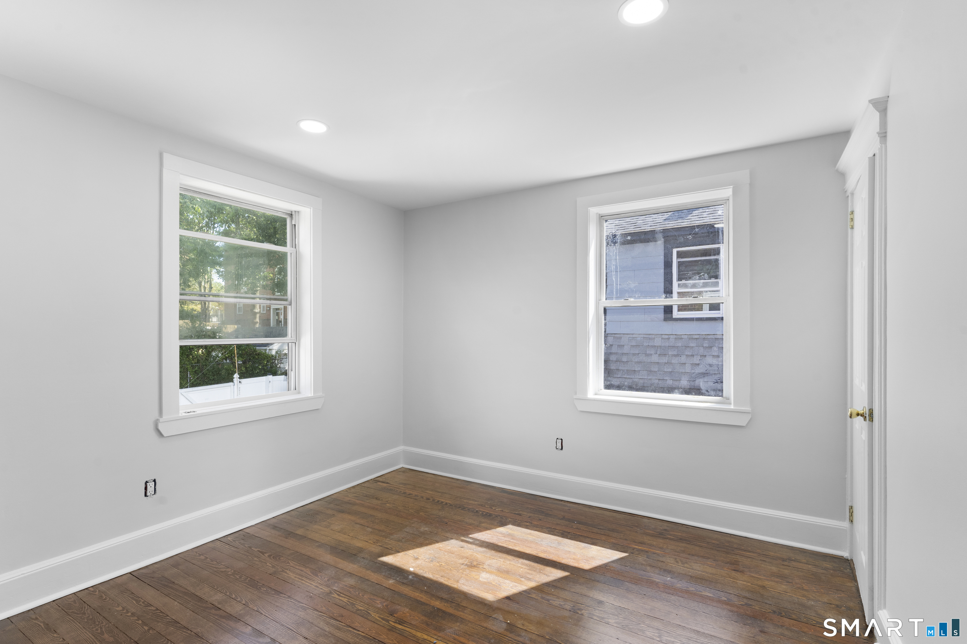 366 Remington Street Property Photo 11
