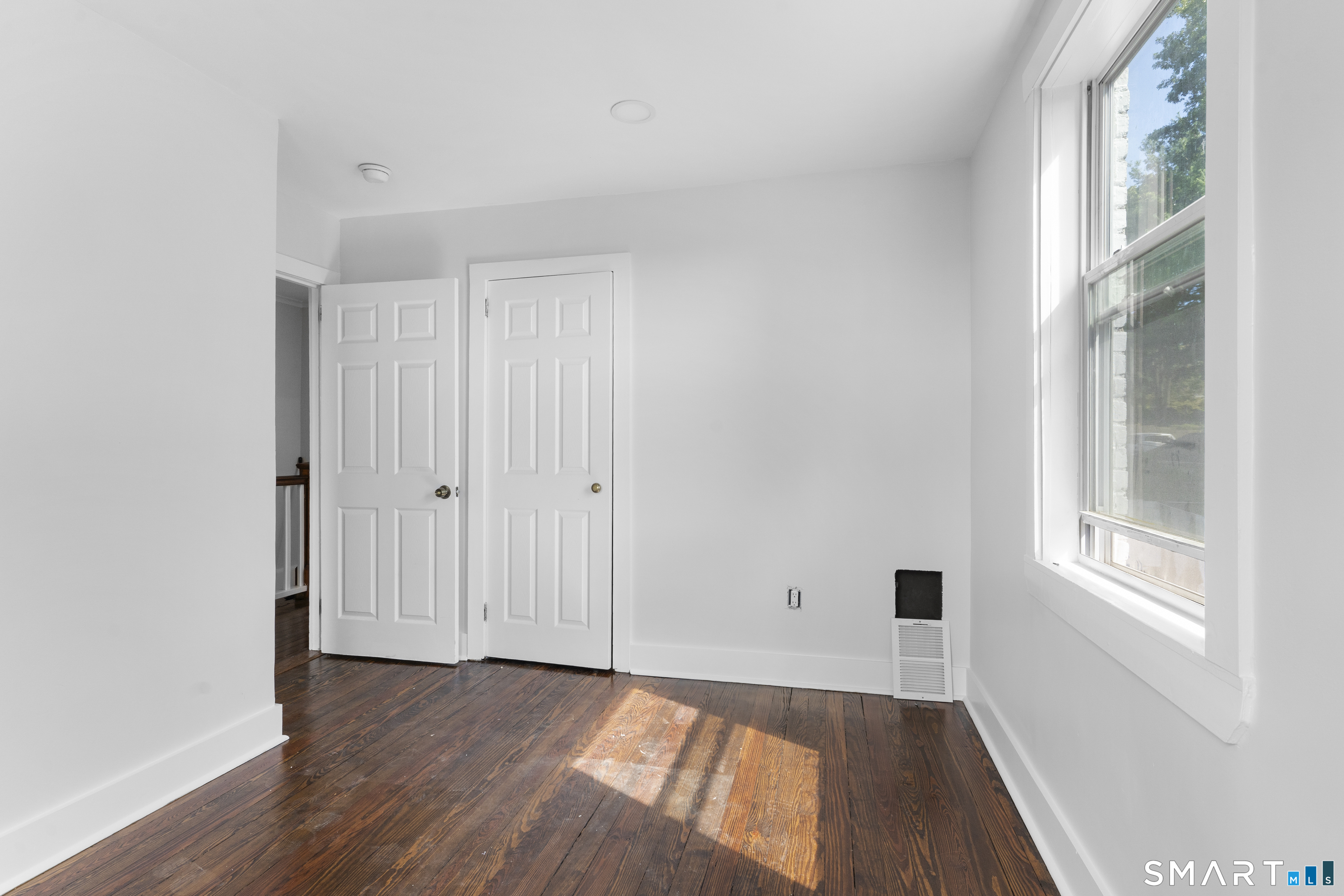 366 Remington Street Property Photo 14