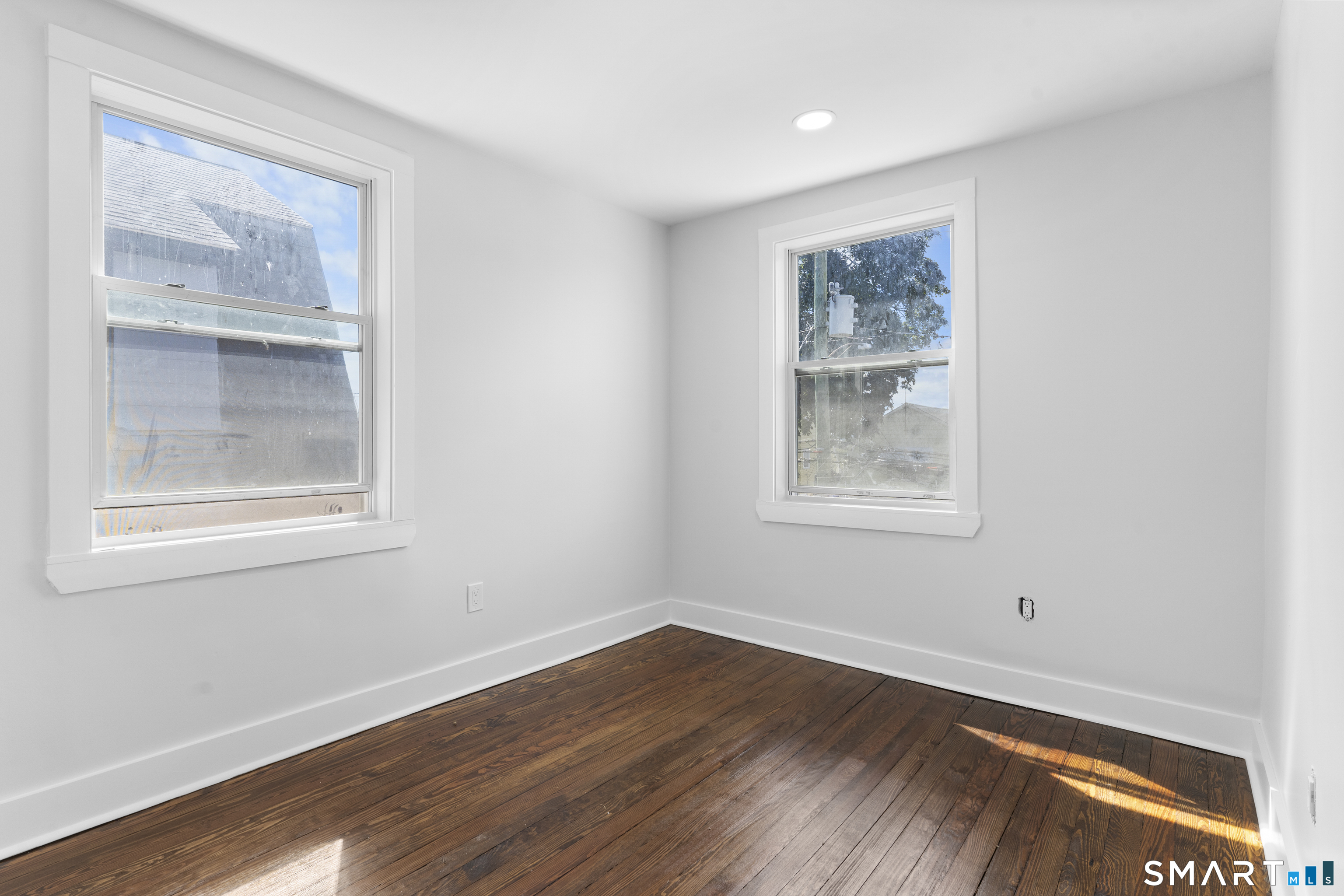 366 Remington Street Property Photo 16