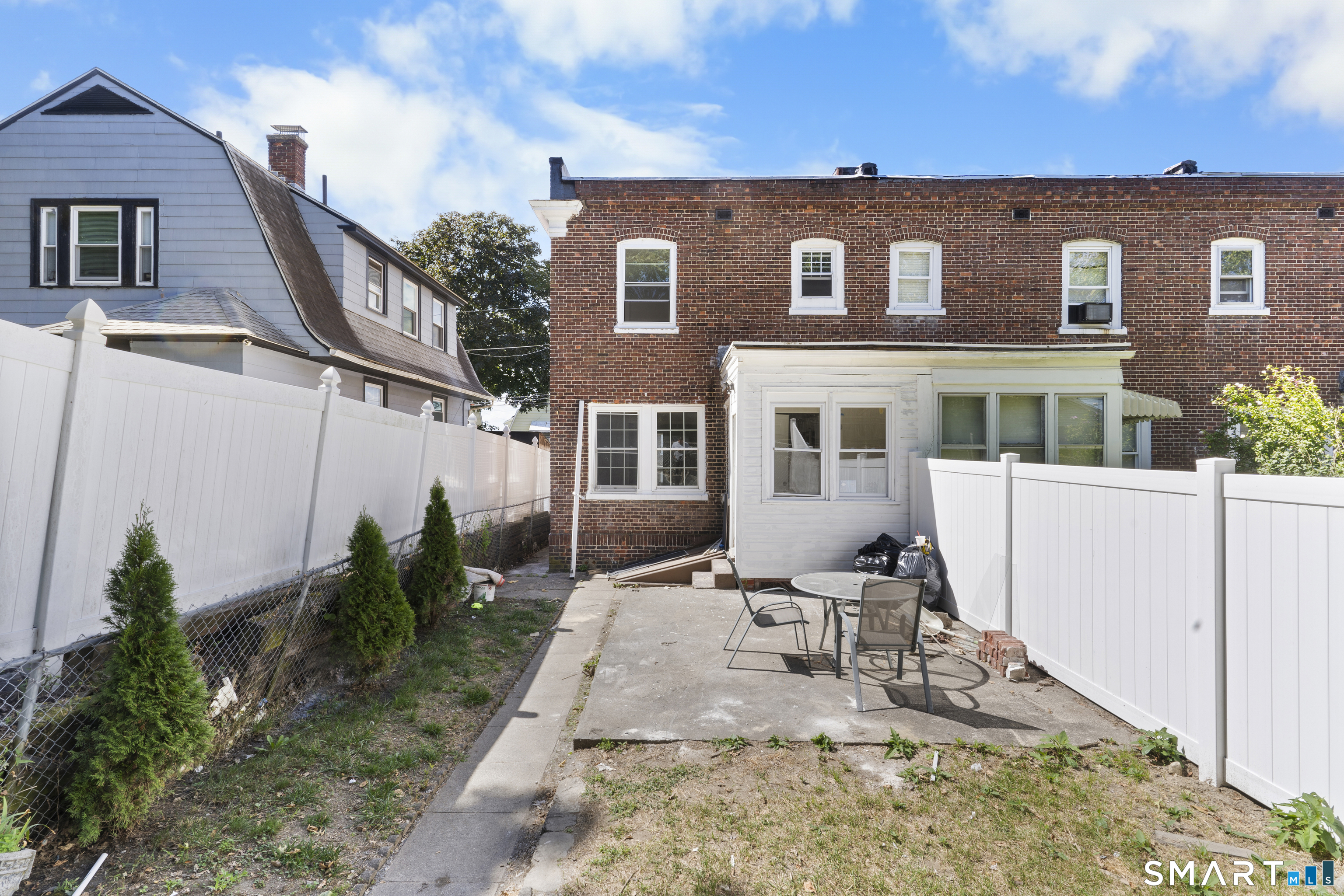 366 Remington Street Property Photo 22