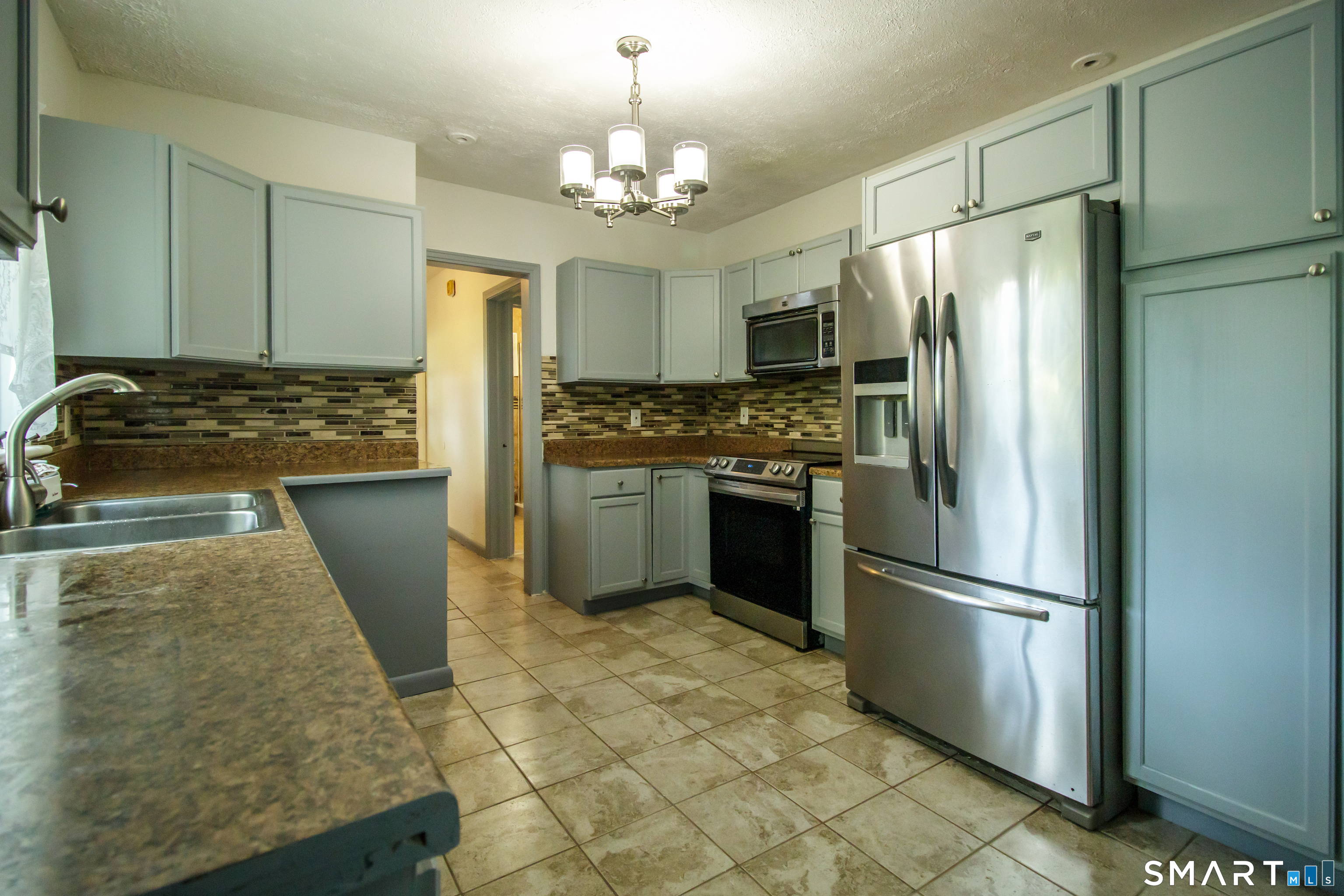 432 Main South Street Property Photo 8