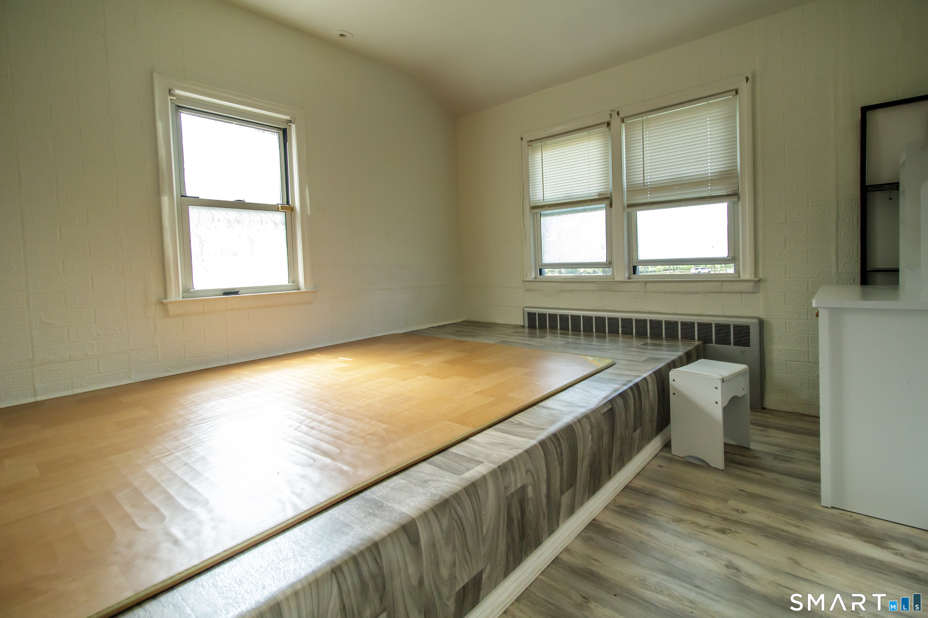 432 Main South Street Property Photo 11