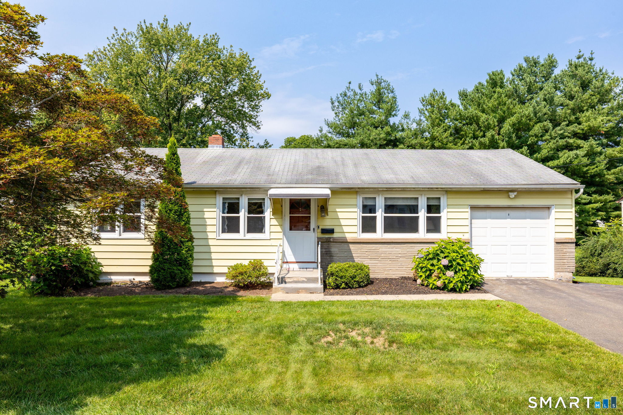 632 Circular Avenue Property Photo 1