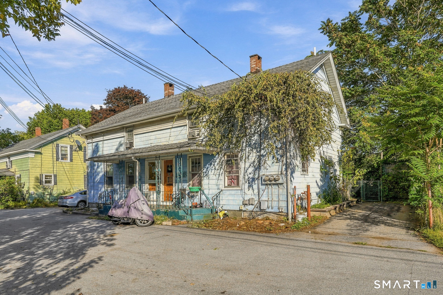 19-21 Mohegan Street Property Photo 1