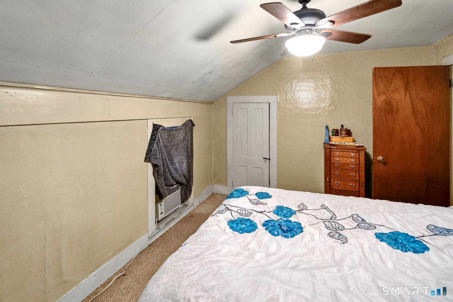 19-21 Mohegan Street Property Photo 15