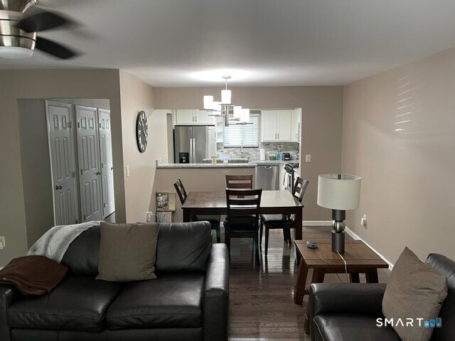 24198695 Property Photo 1